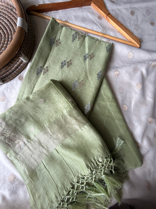 त्योहार् -Banarasi chanderi dupatta kurta