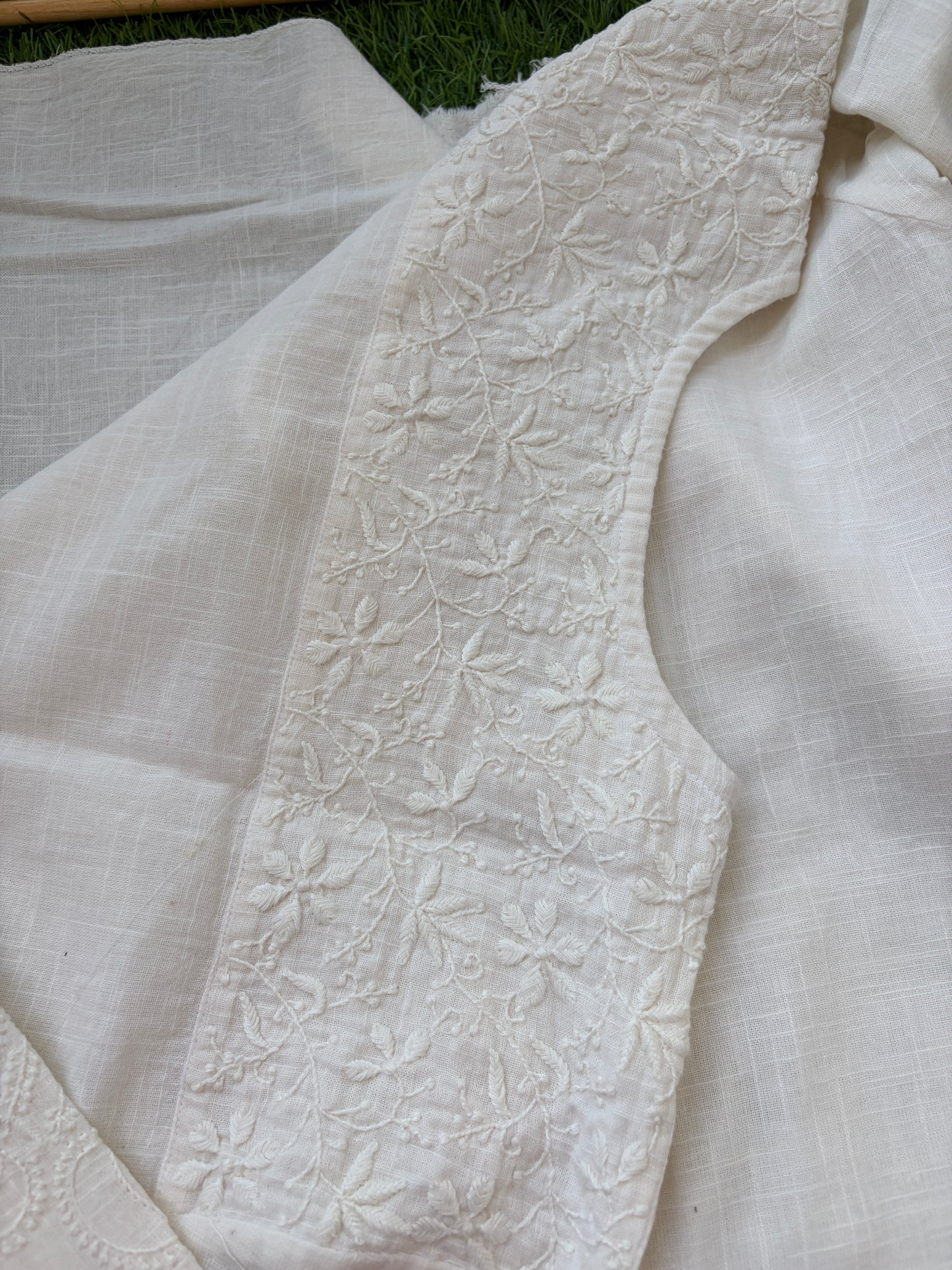 Cotton Slub chikankari kurta ( Semi Stitched)