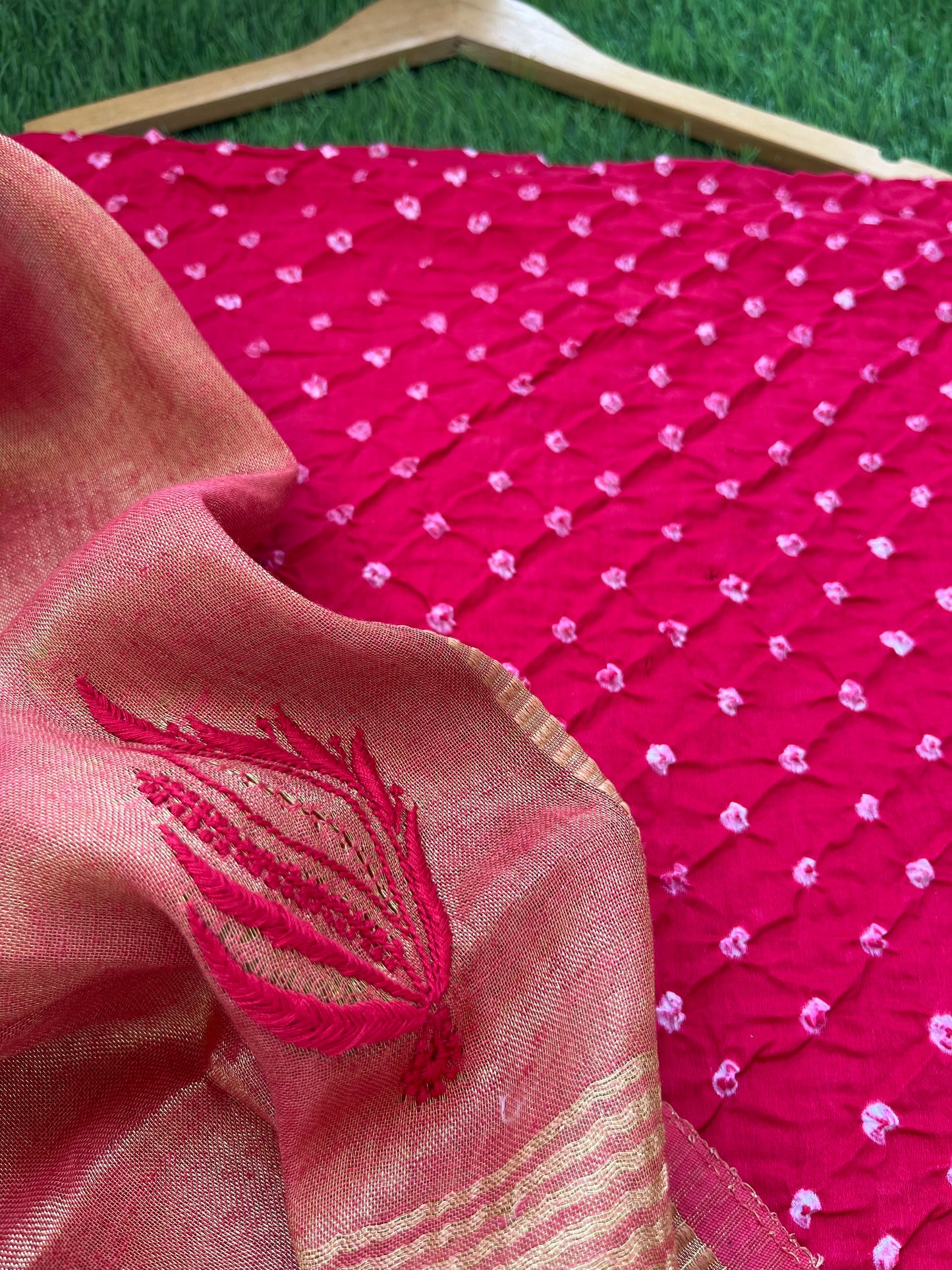 Bandhani kurta chikankari Dupatta