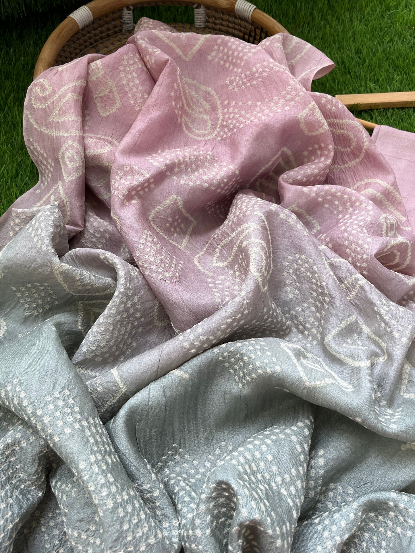Tussar silk Bandhani dupatta plain kurta