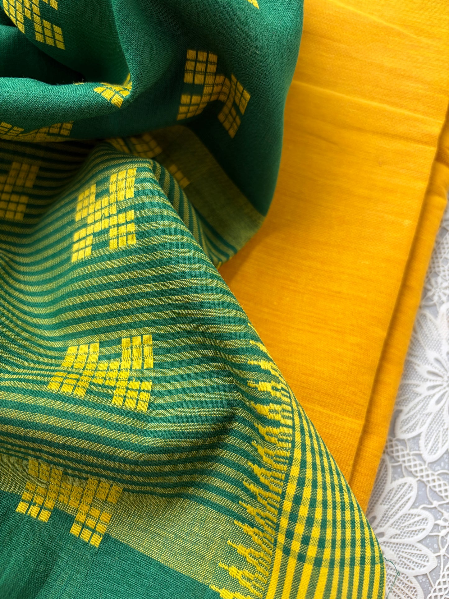 Mangalgiri Cotton 3 pc set - kurta bottom Dupatta