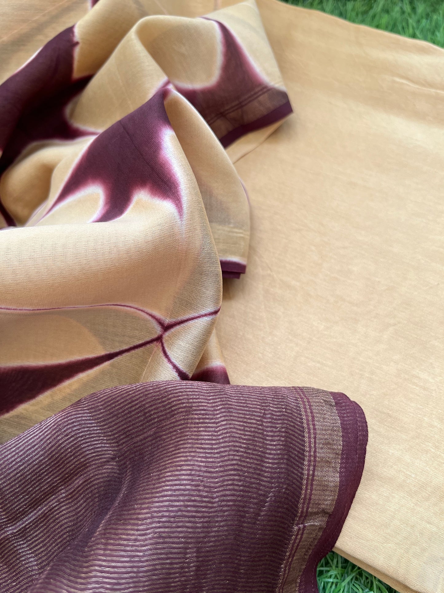 Chanderi Clamp Dye dupatta with plain fabric