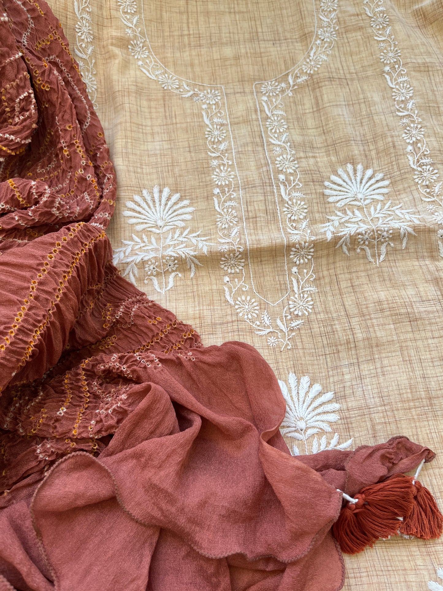 Chikankari kurta with chinon bandhani dupatta