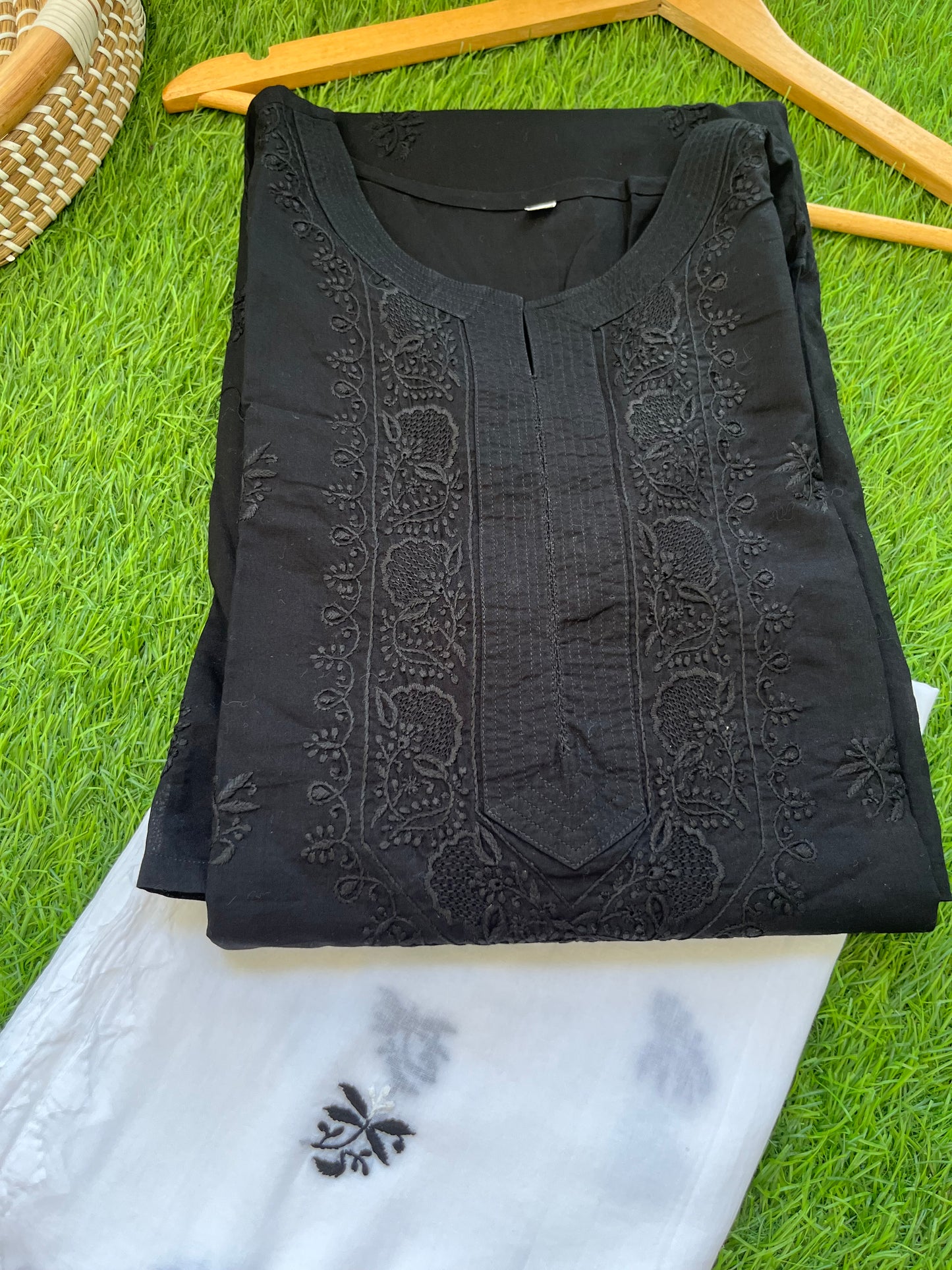 Cotton chikankari kurta dupatta