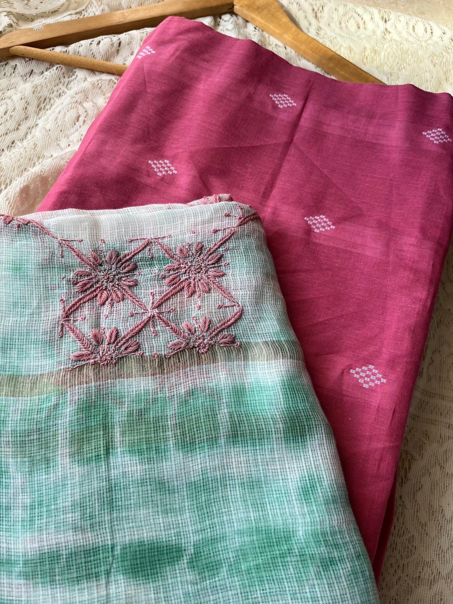 Mangalgiri Cotton kurta bottom chikankari dupatta