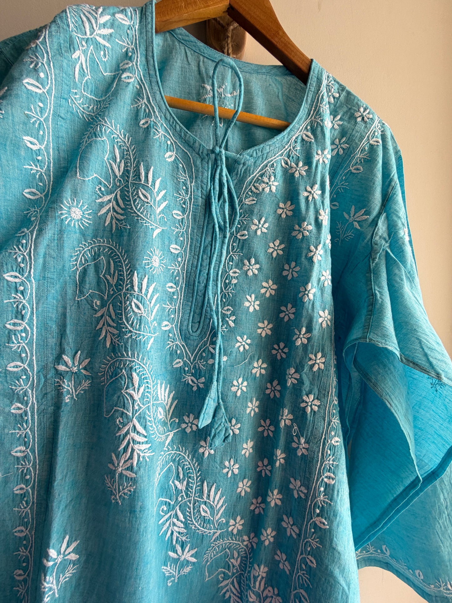 Rozana: Mangalgiri Cotton chikankari kurta