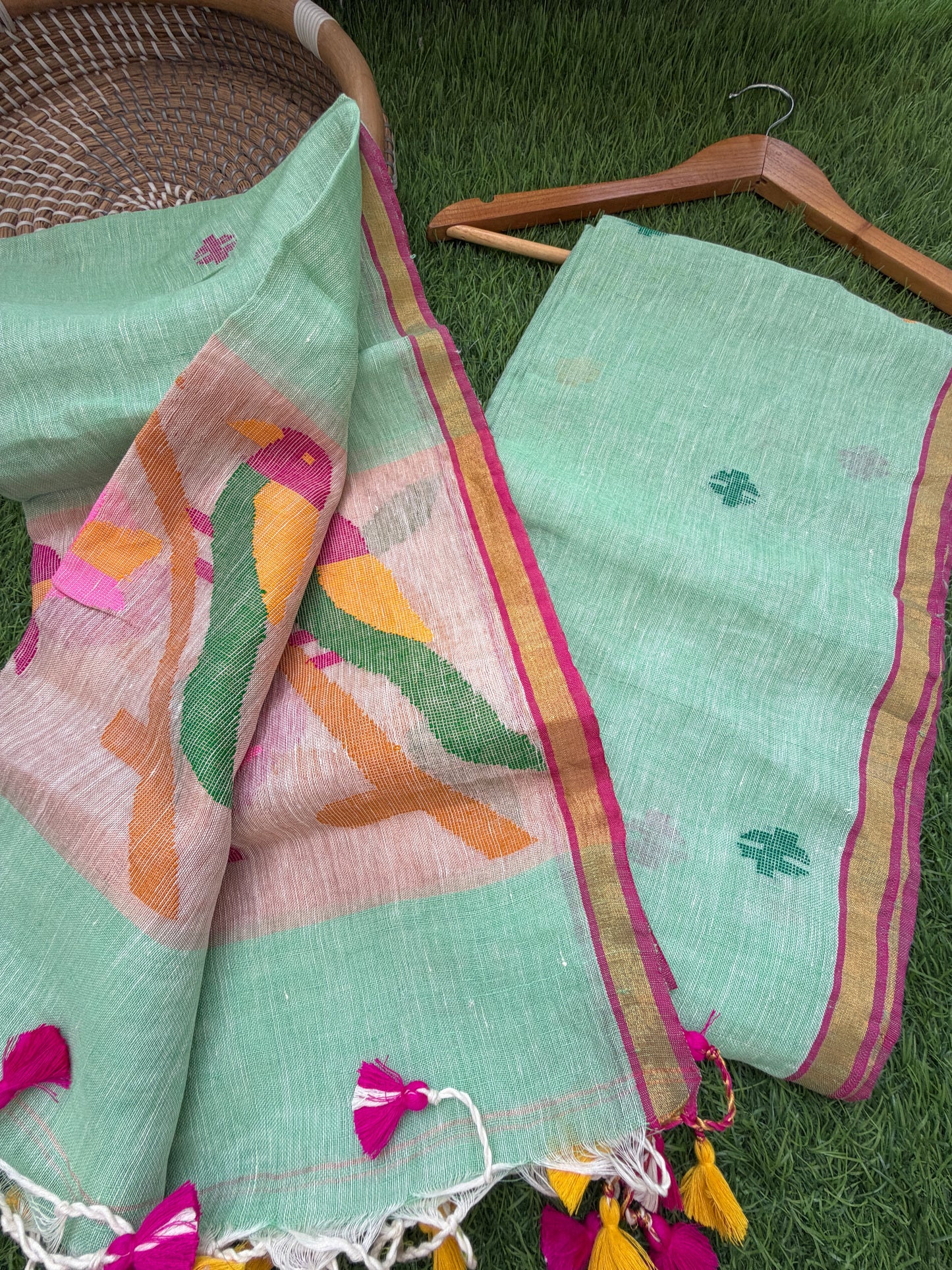 Linen Jaamdani kurta dupatta