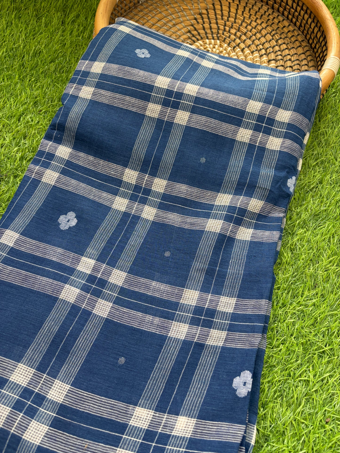Jaamdani mul fabric