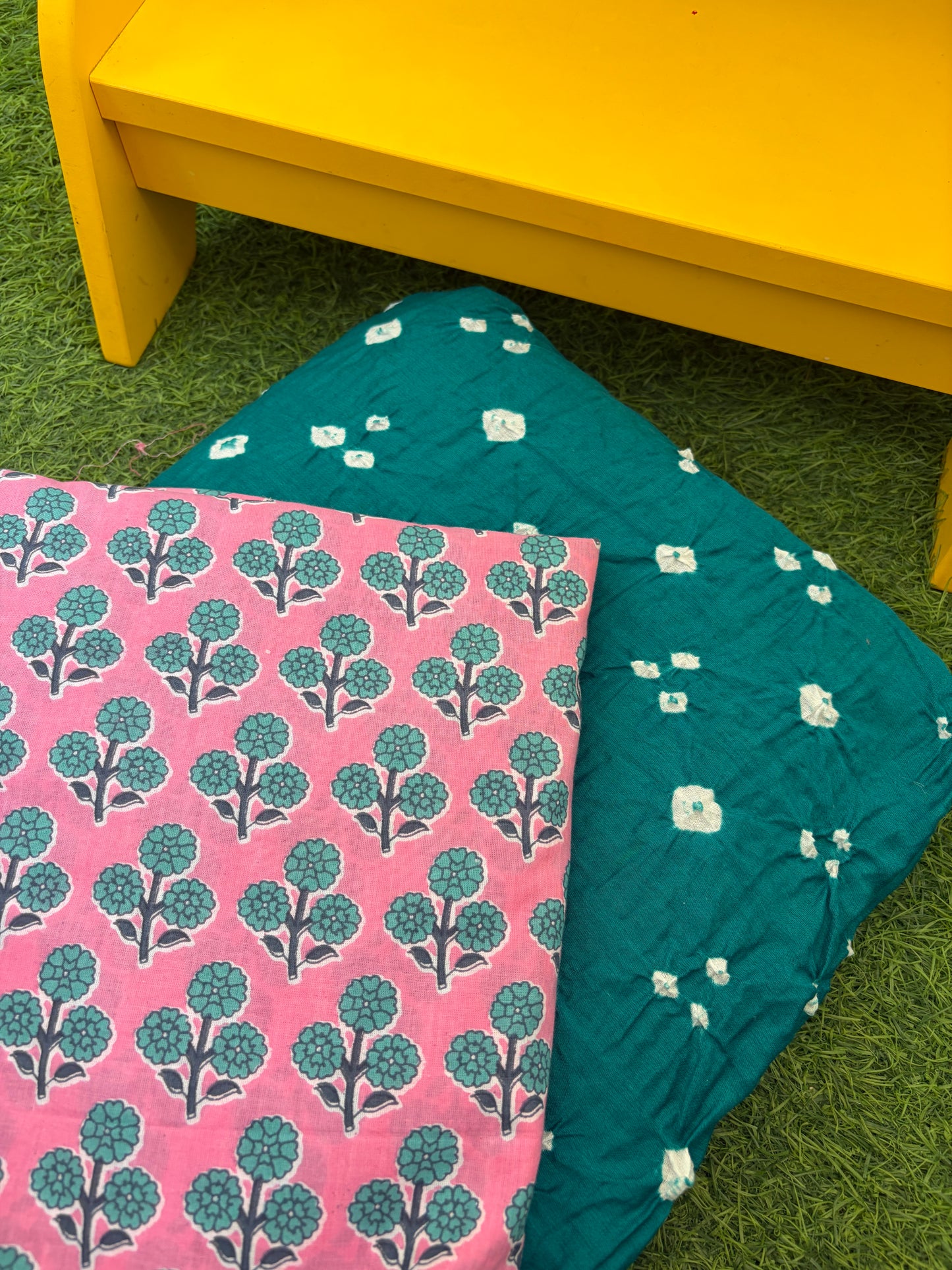 Cotton bandhani and print set
