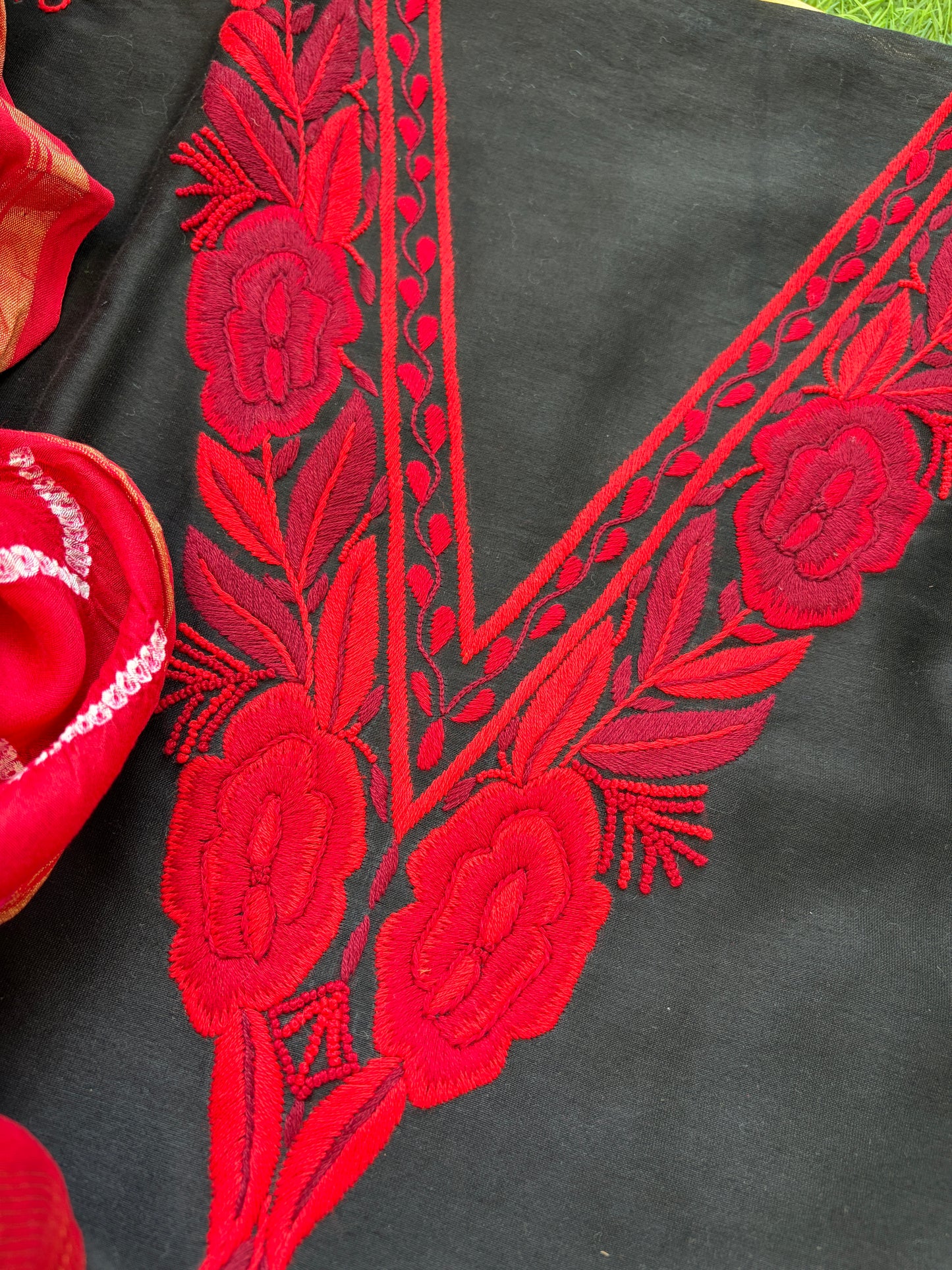 Hand embroidered chanderi kurta chanderi silk bandhani dupatta