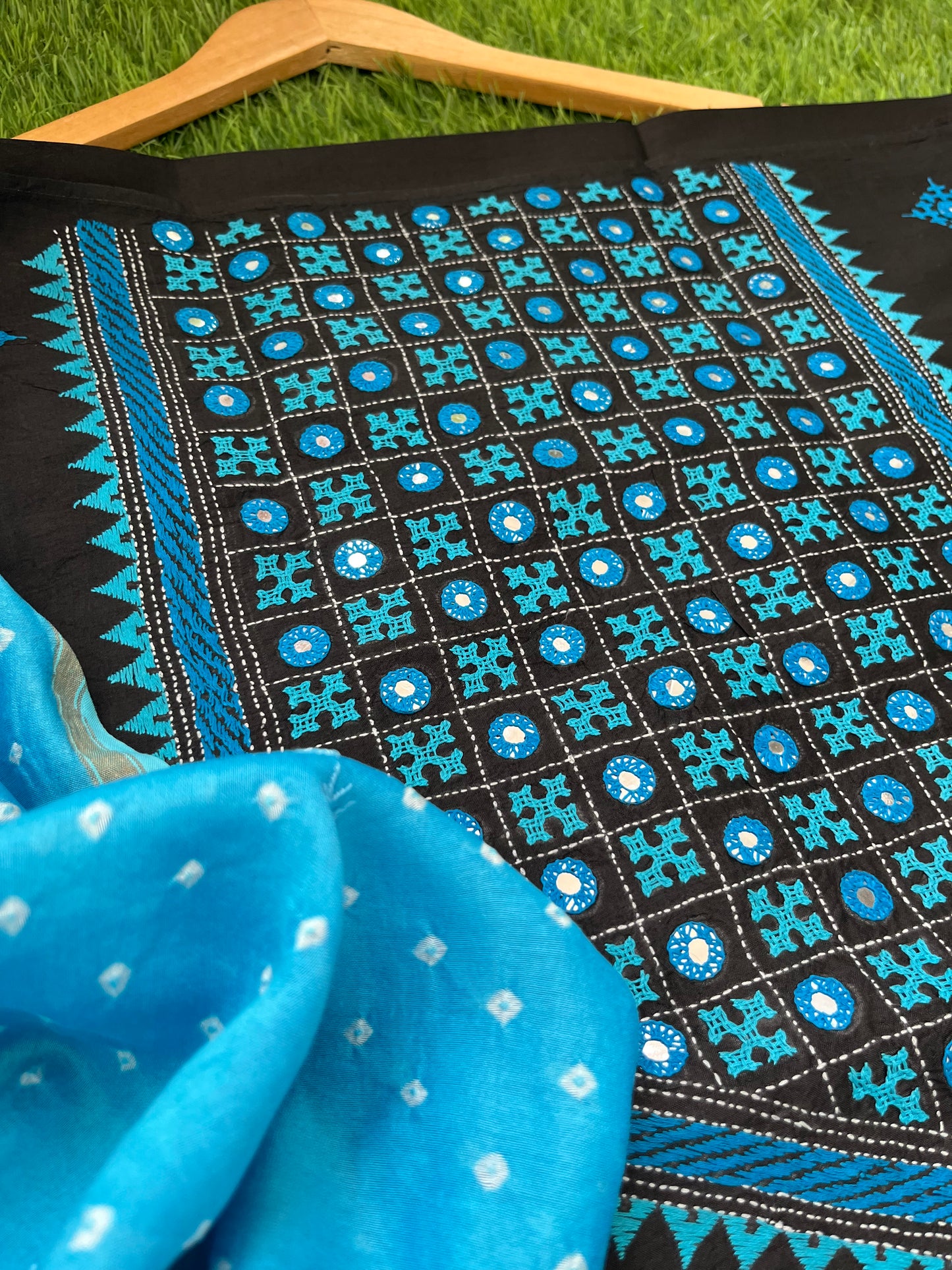 Silk sindhi work kurta fabric with Bandhani chikankari dupatta