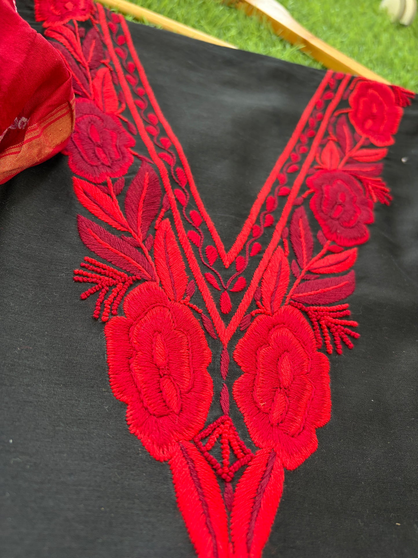 Hand embroidered chanderi kurta chanderi silk bandhani dupatta