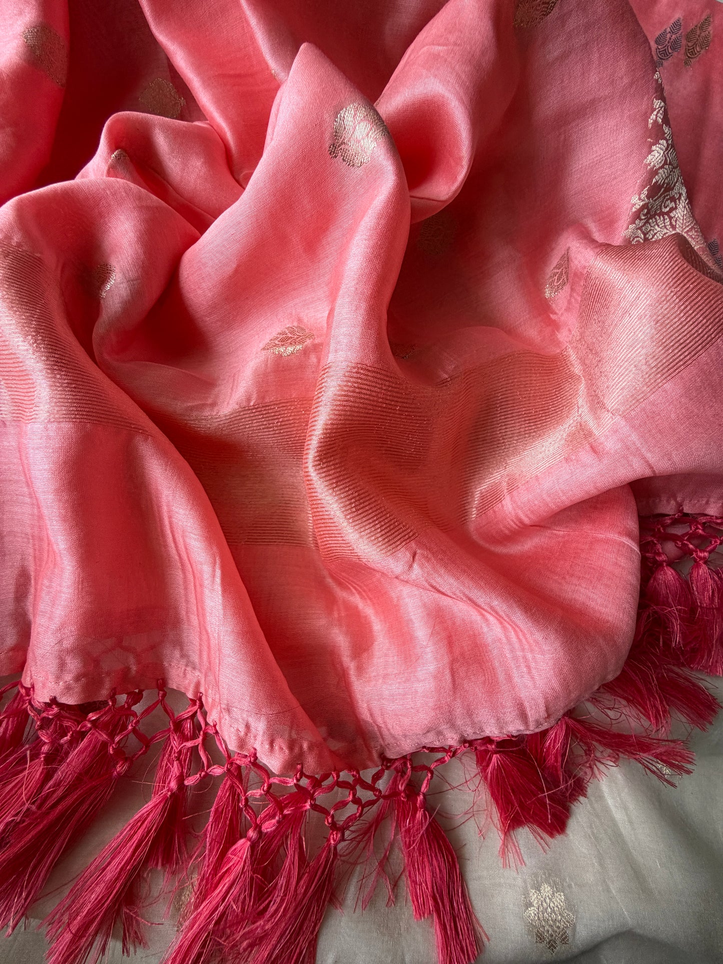 त्योहार् -Banarasi chanderi dupatta kurta