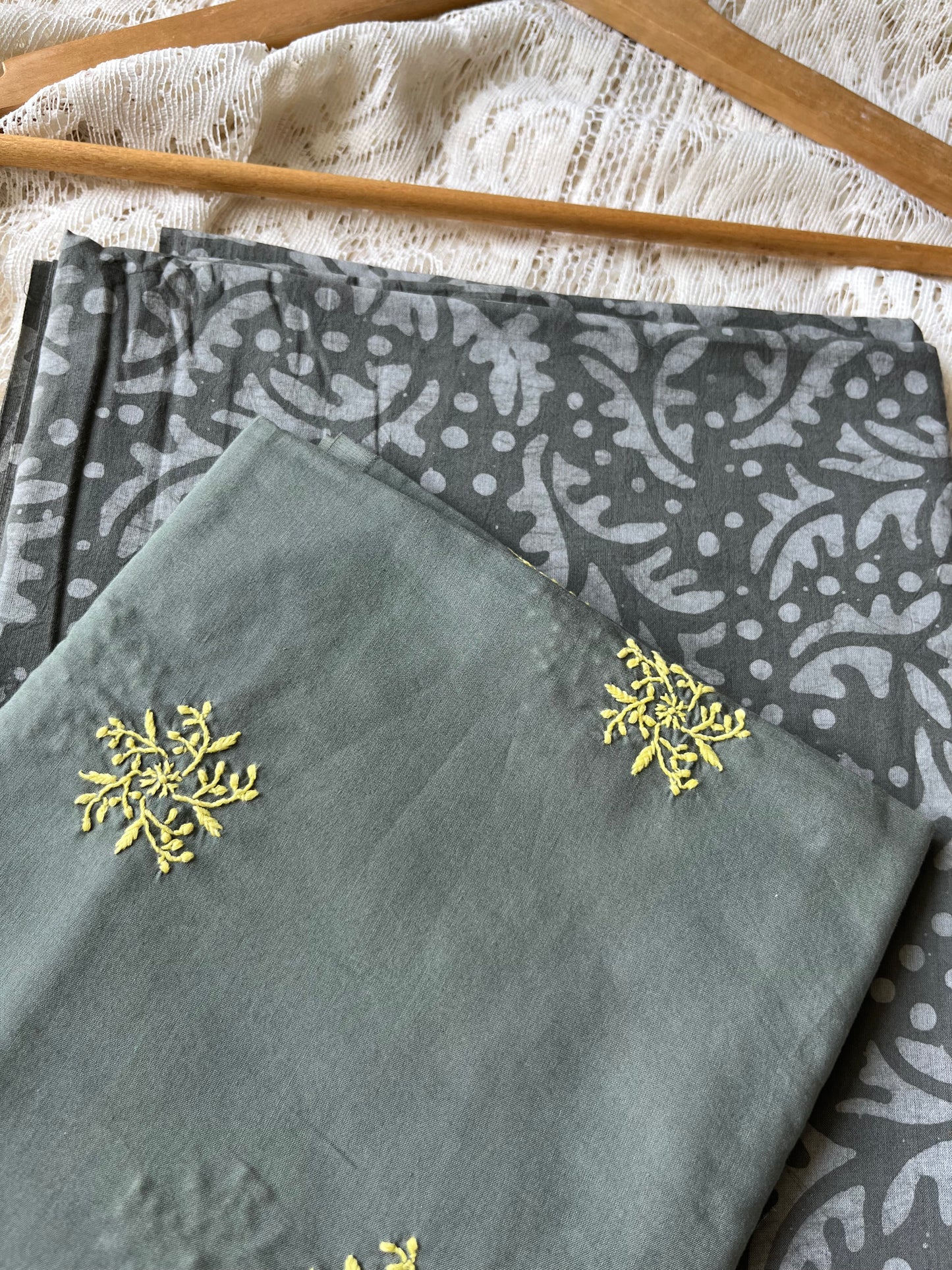 Cotton chikankari Bottom with a baatik kurta fabric