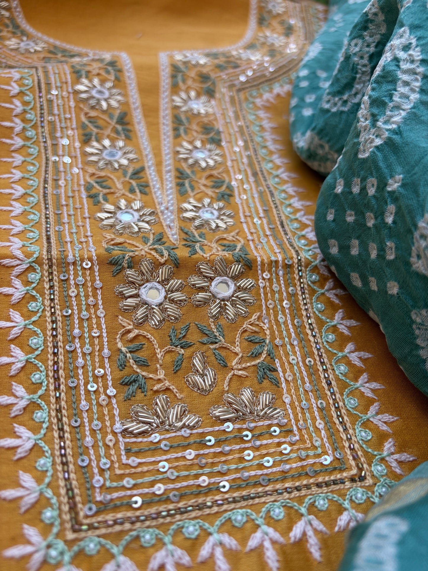Hand embroidered chanderi kurta bandhani dupatta
