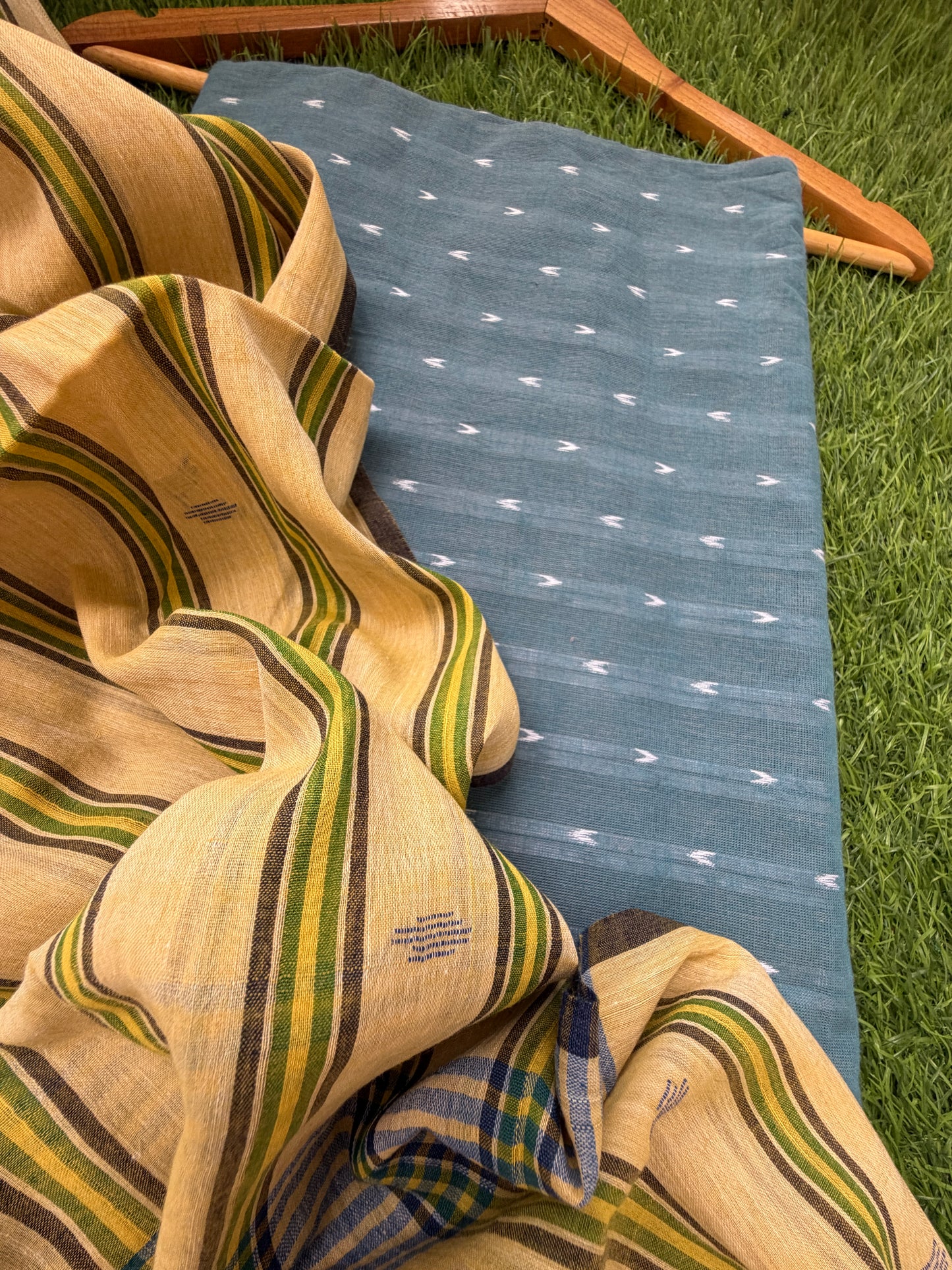 Jaamdani Mul dupatta mangalgiri kurta Bottom