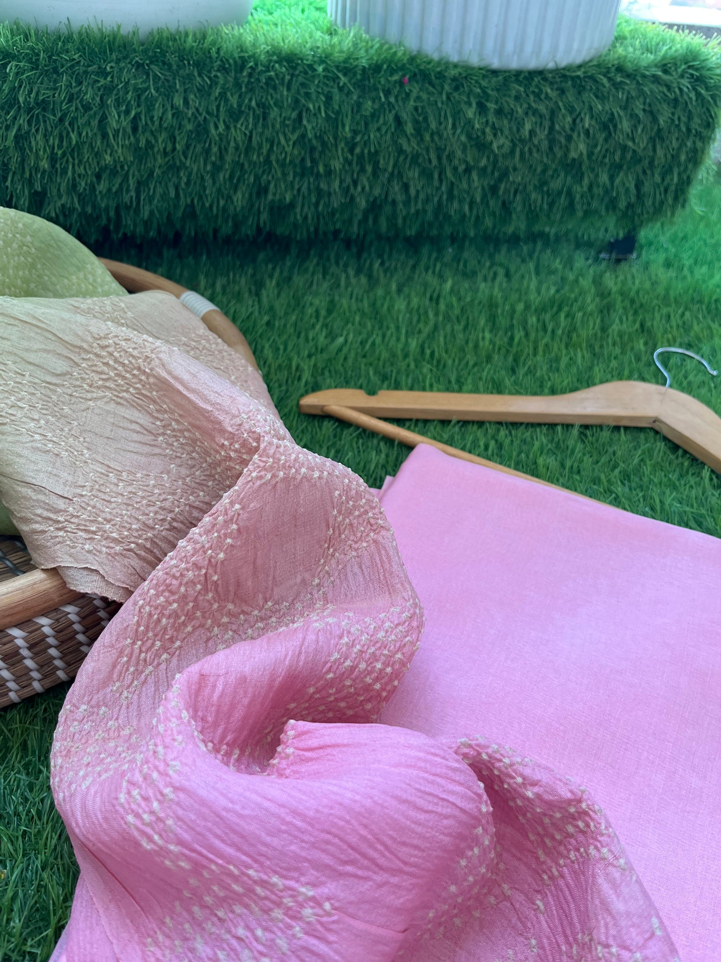 Tussar silk Bandhani dupatta plain kurta