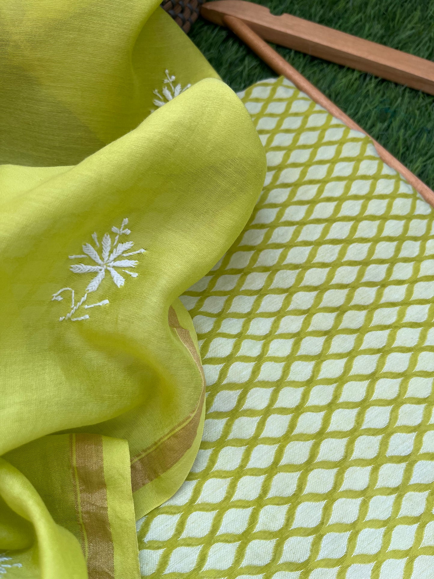 Jaamdani kurta chikankari dupatta