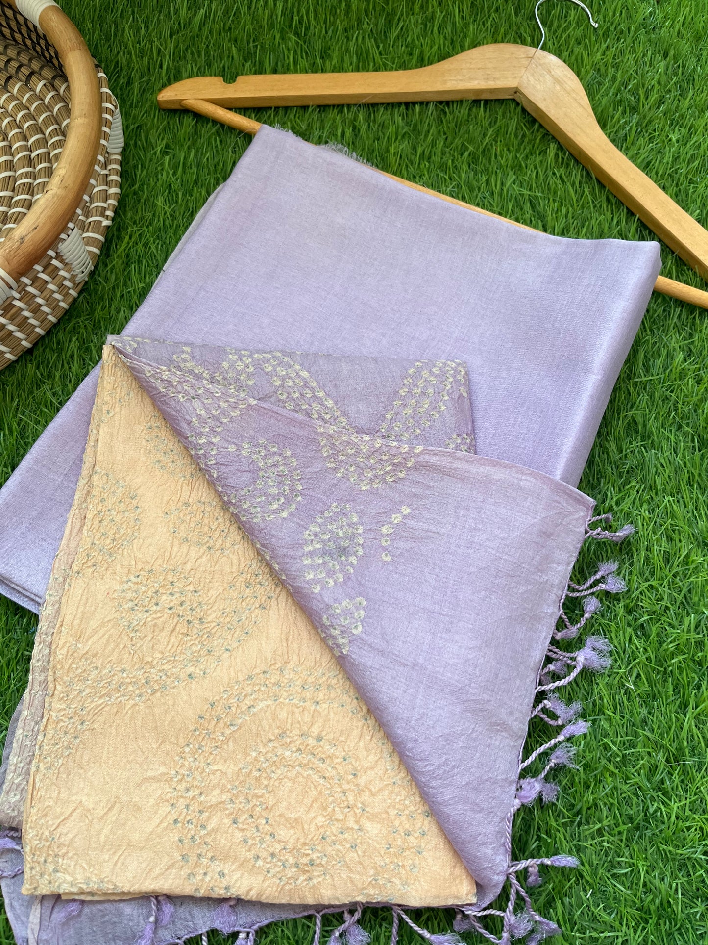 Tussar silk Bandhani dupatta plain kurta