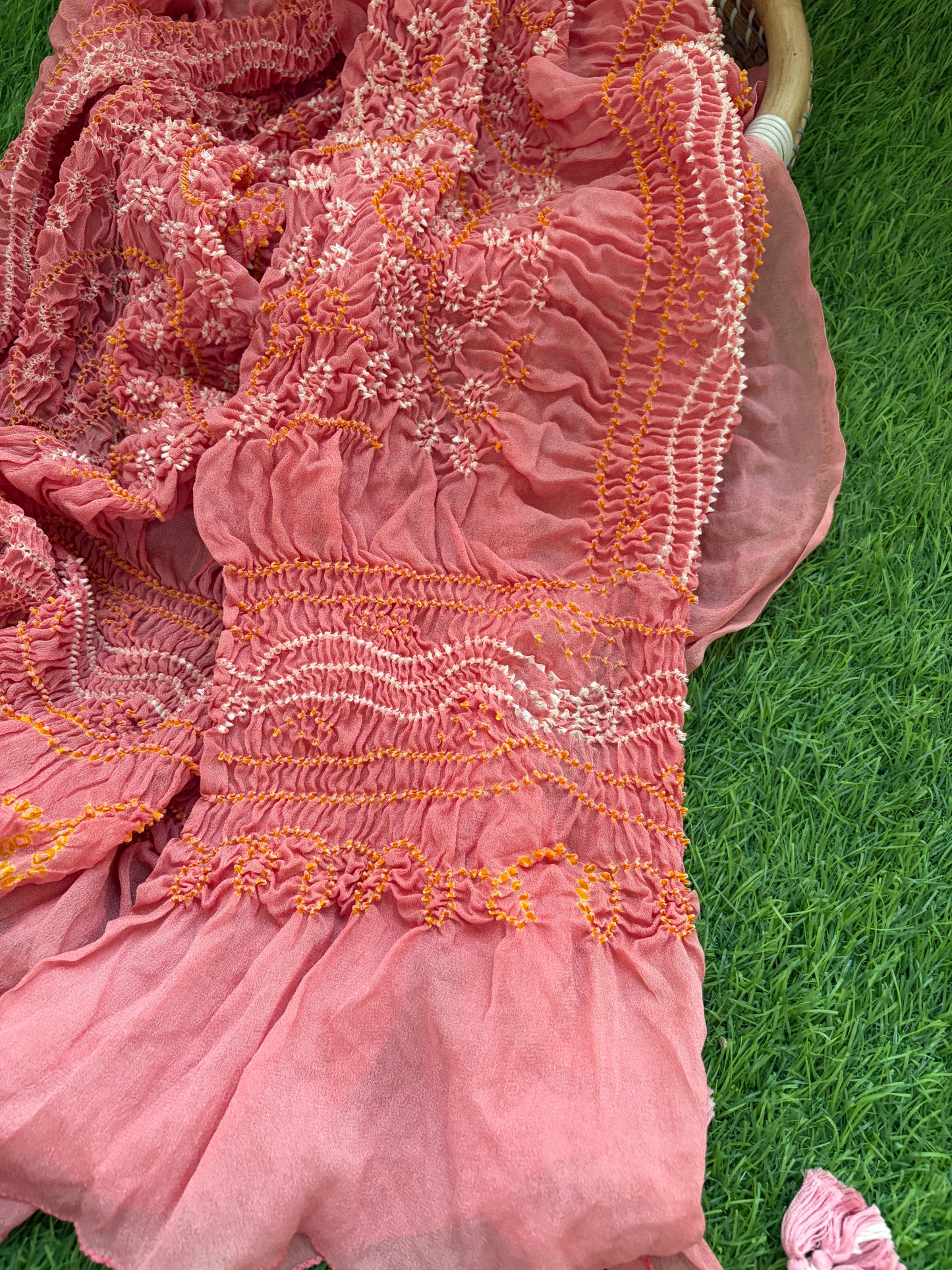 Bandhani chinon Dupatta