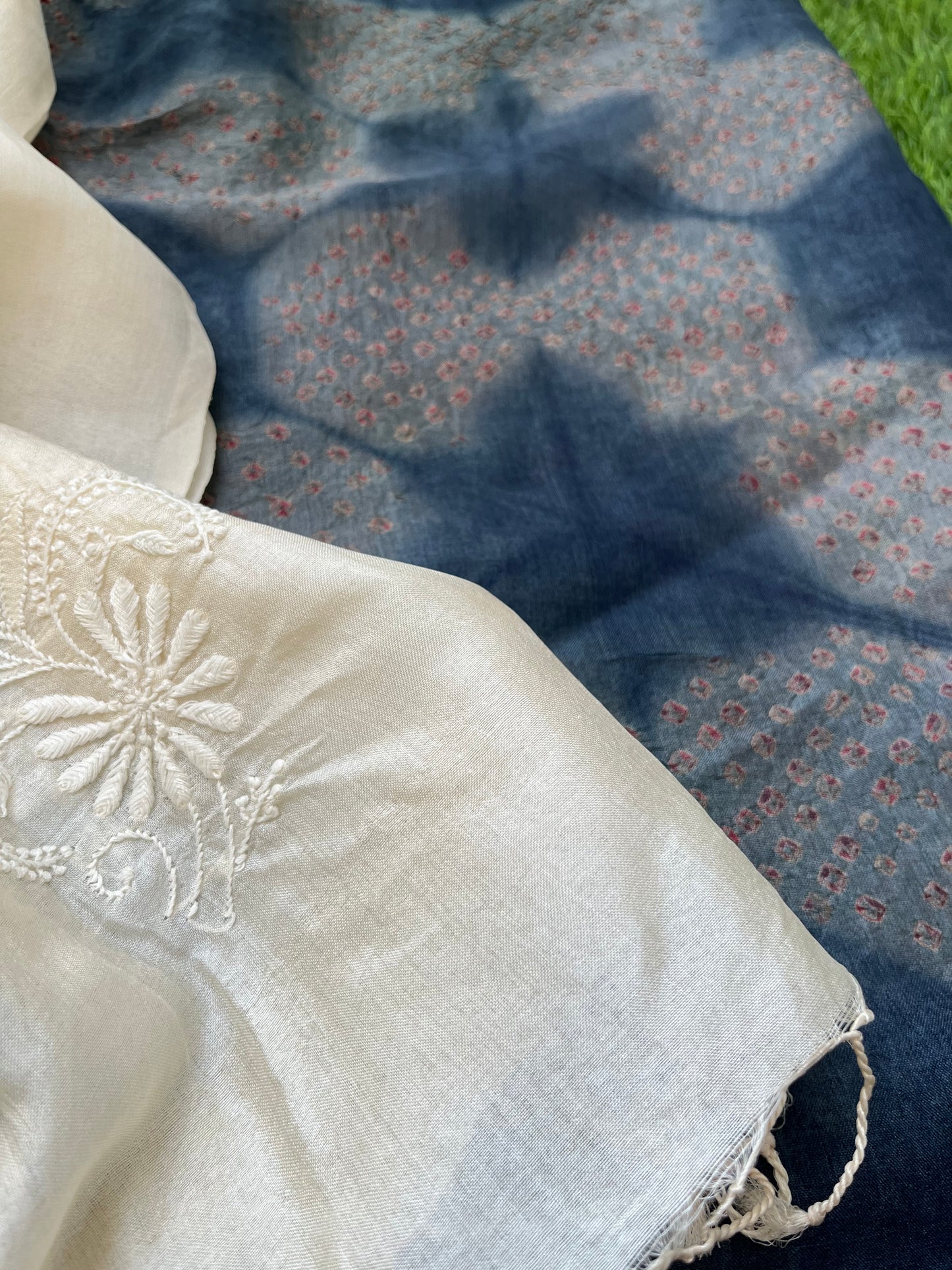 त्योहार :Tussar silk chikankari Dupatta silk with badhani kurta Fabric