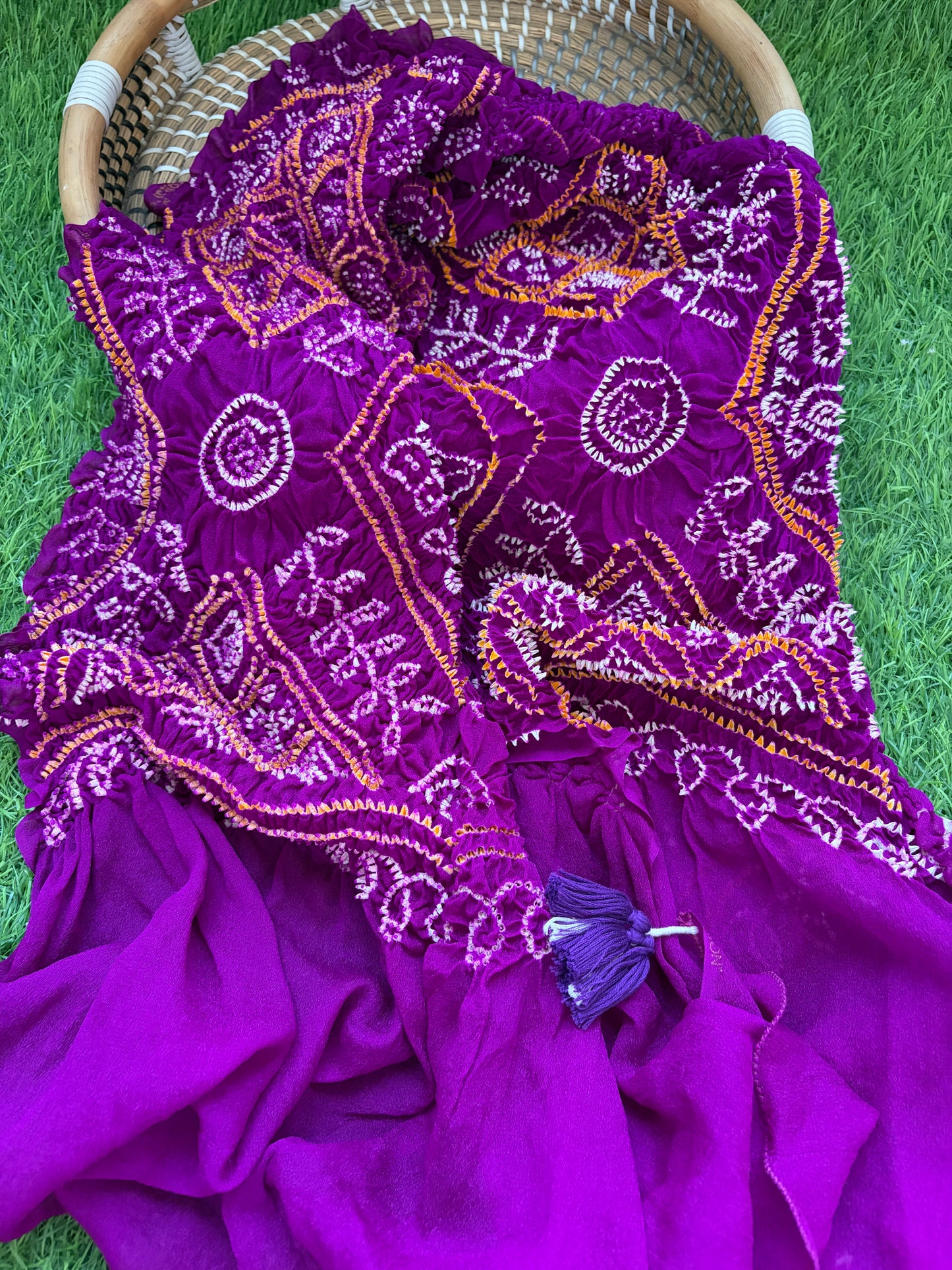 Bandhani chinon Dupatta