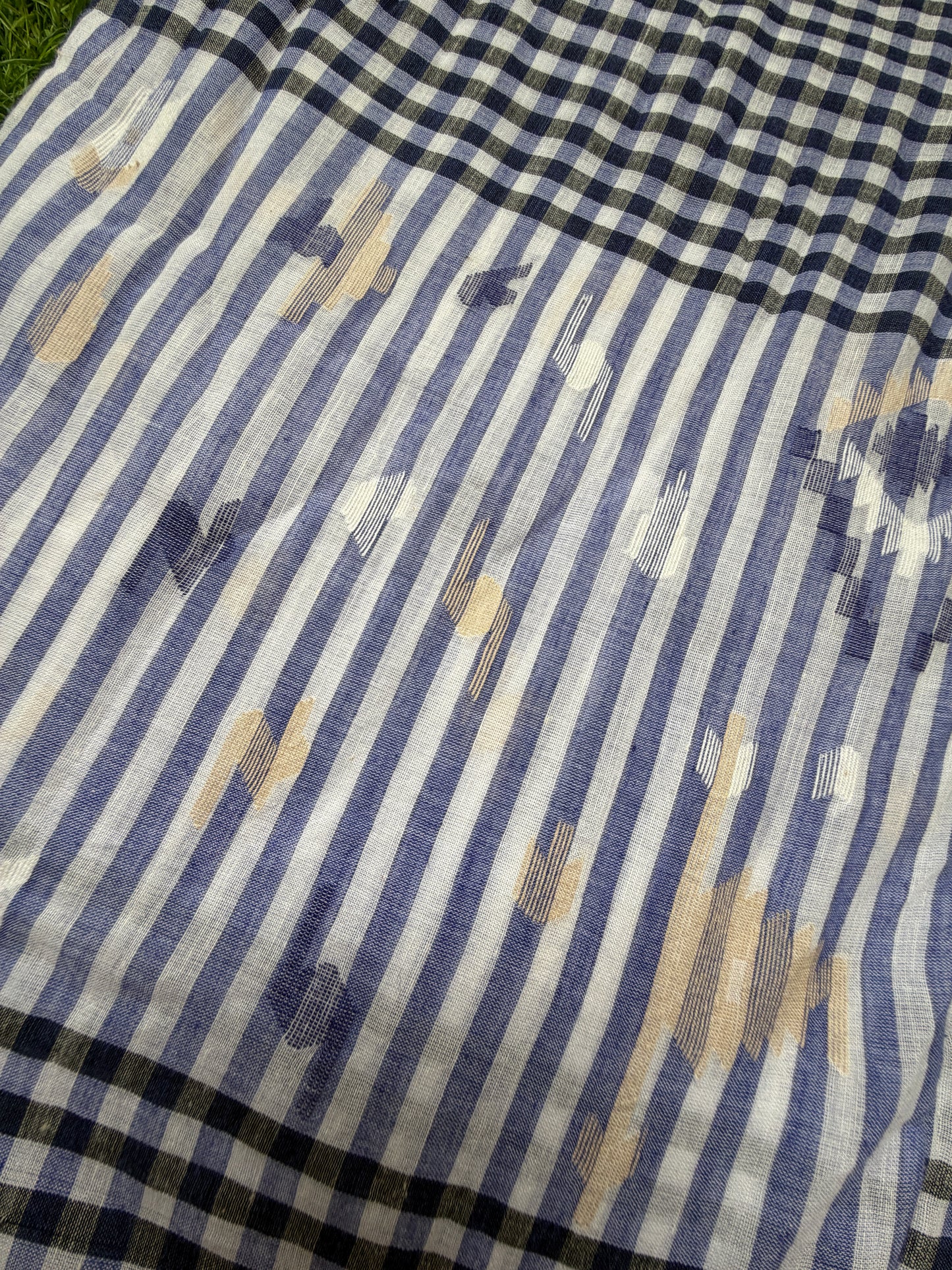 Jaamdani mul fabric