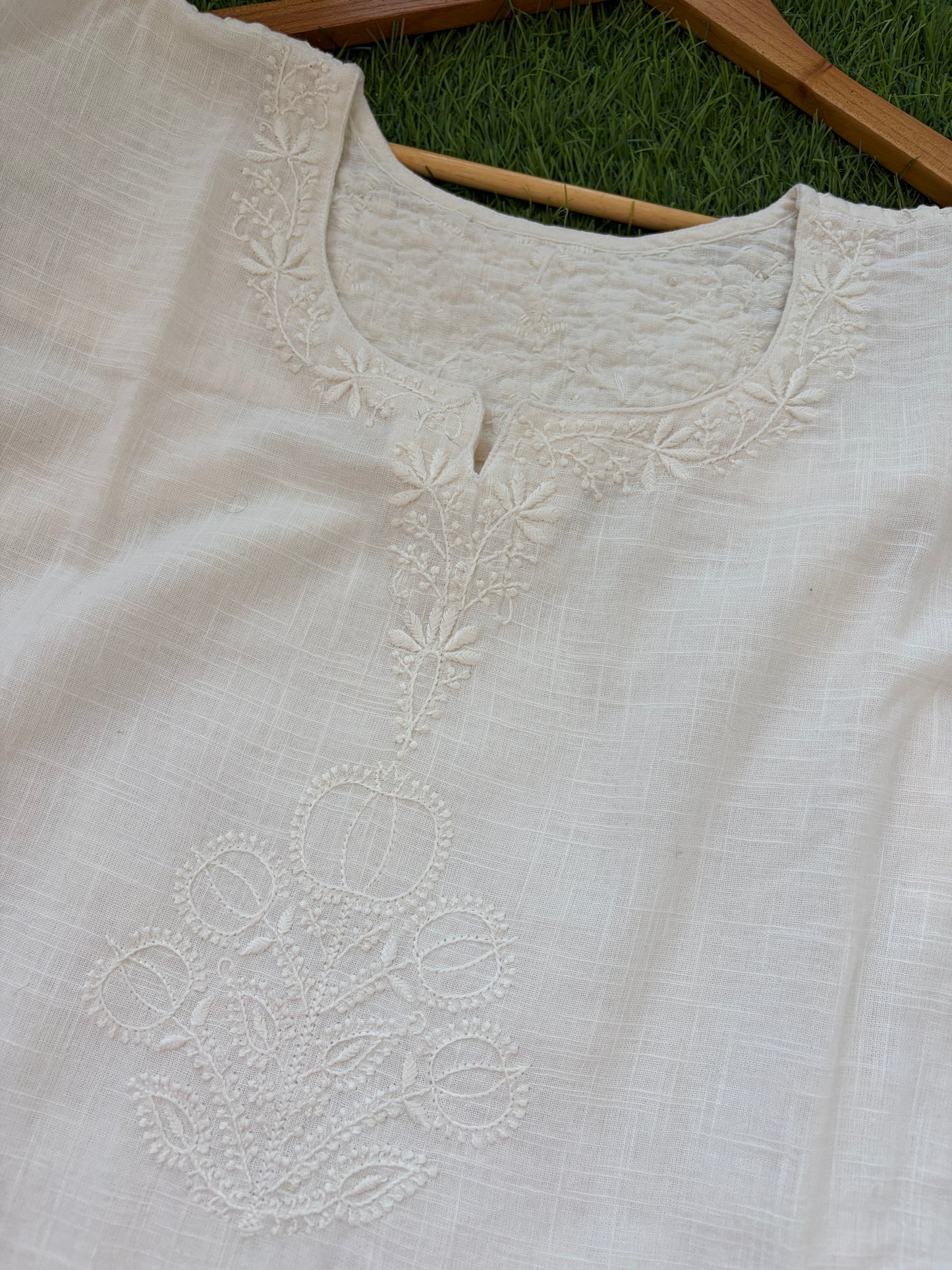 Cotton Slub chikankari kurta ( Semi Stitched)
