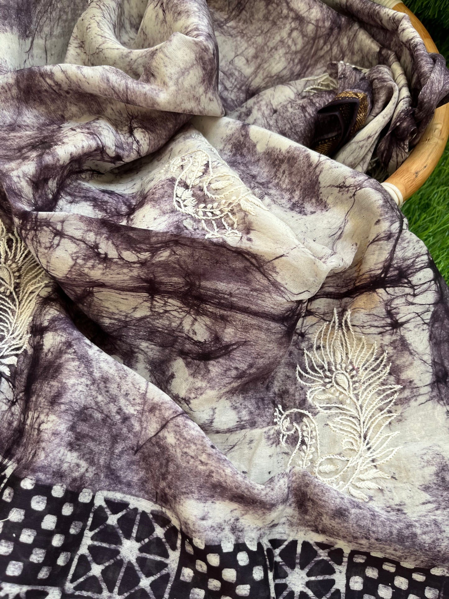 Baatik Chanderi chikankari Dupatta