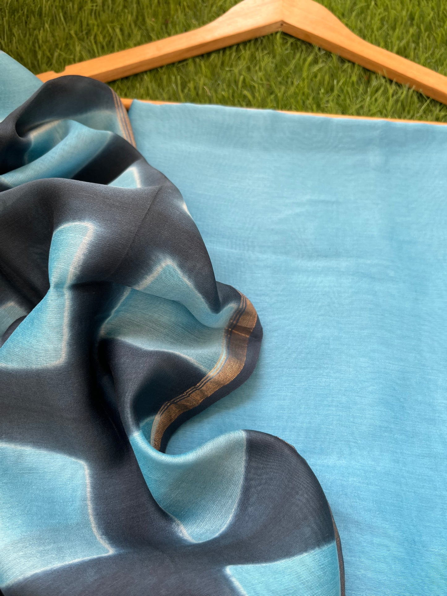 Chanderi Clamp Dye dupatta with plain fabric