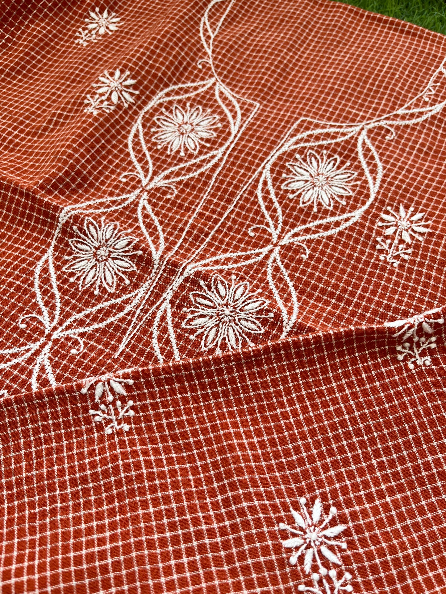 Chikankari kala cotton Kurta