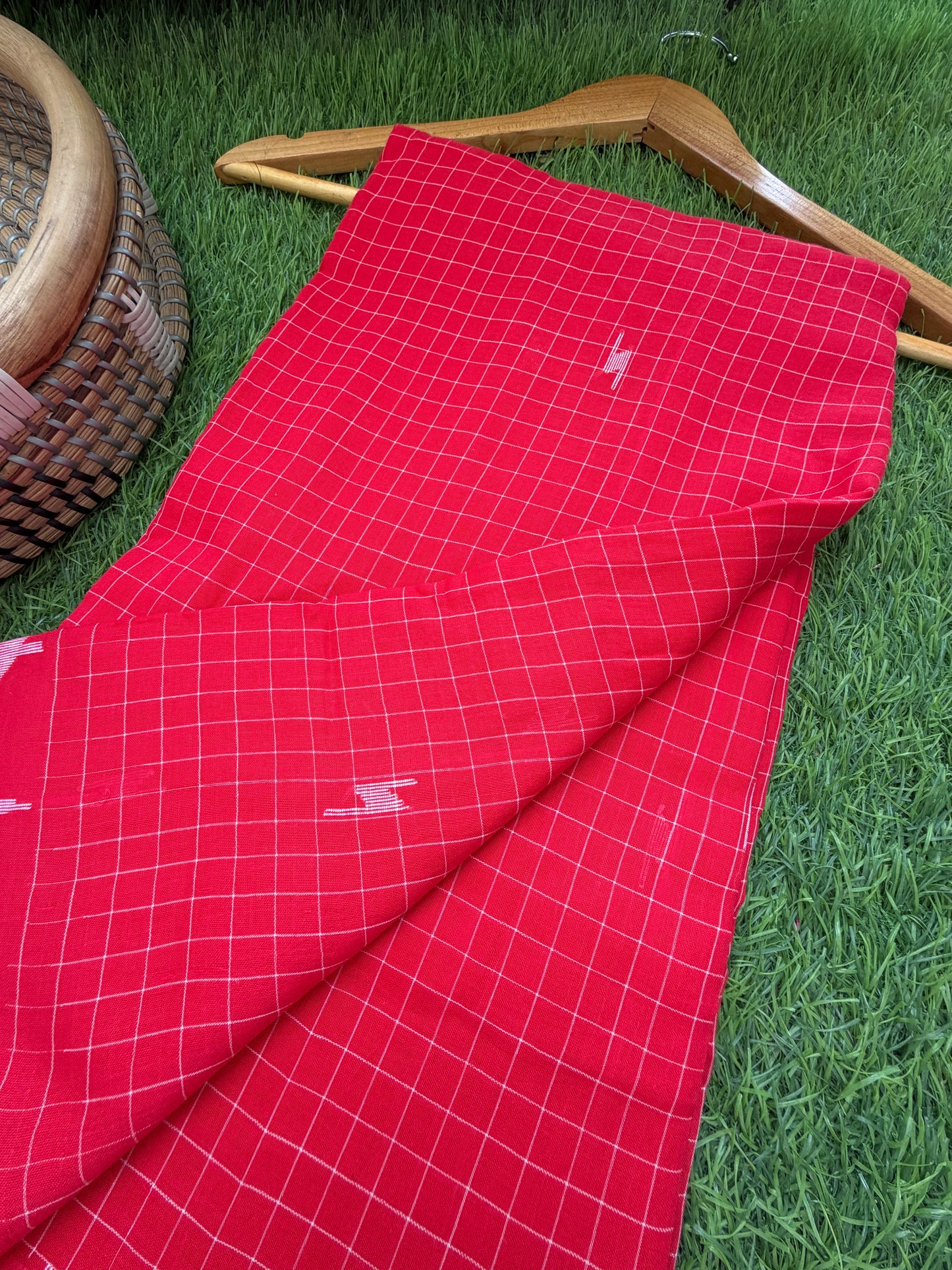 Jaamdani mul fabric