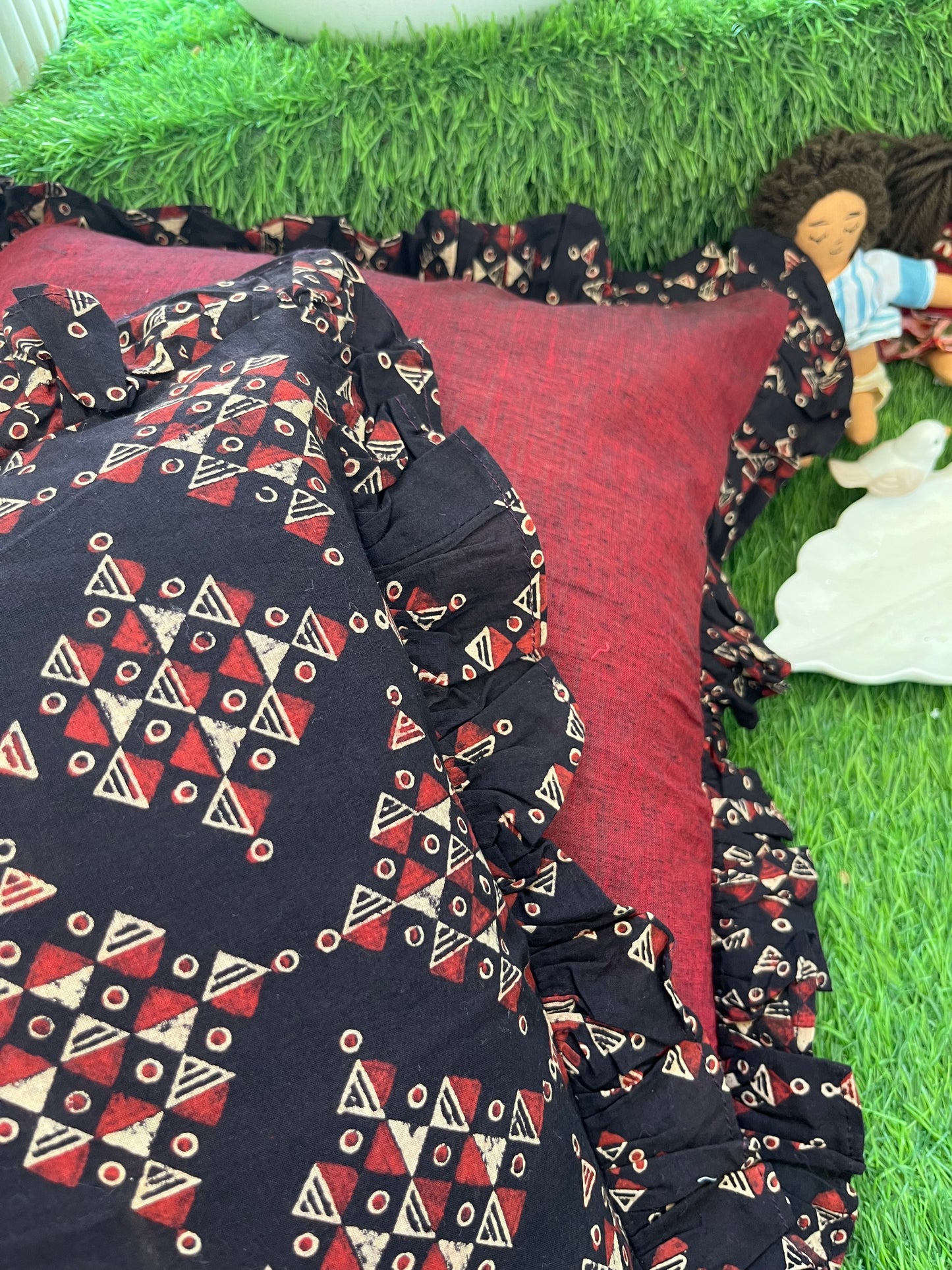 Cotton block print cushion cover set