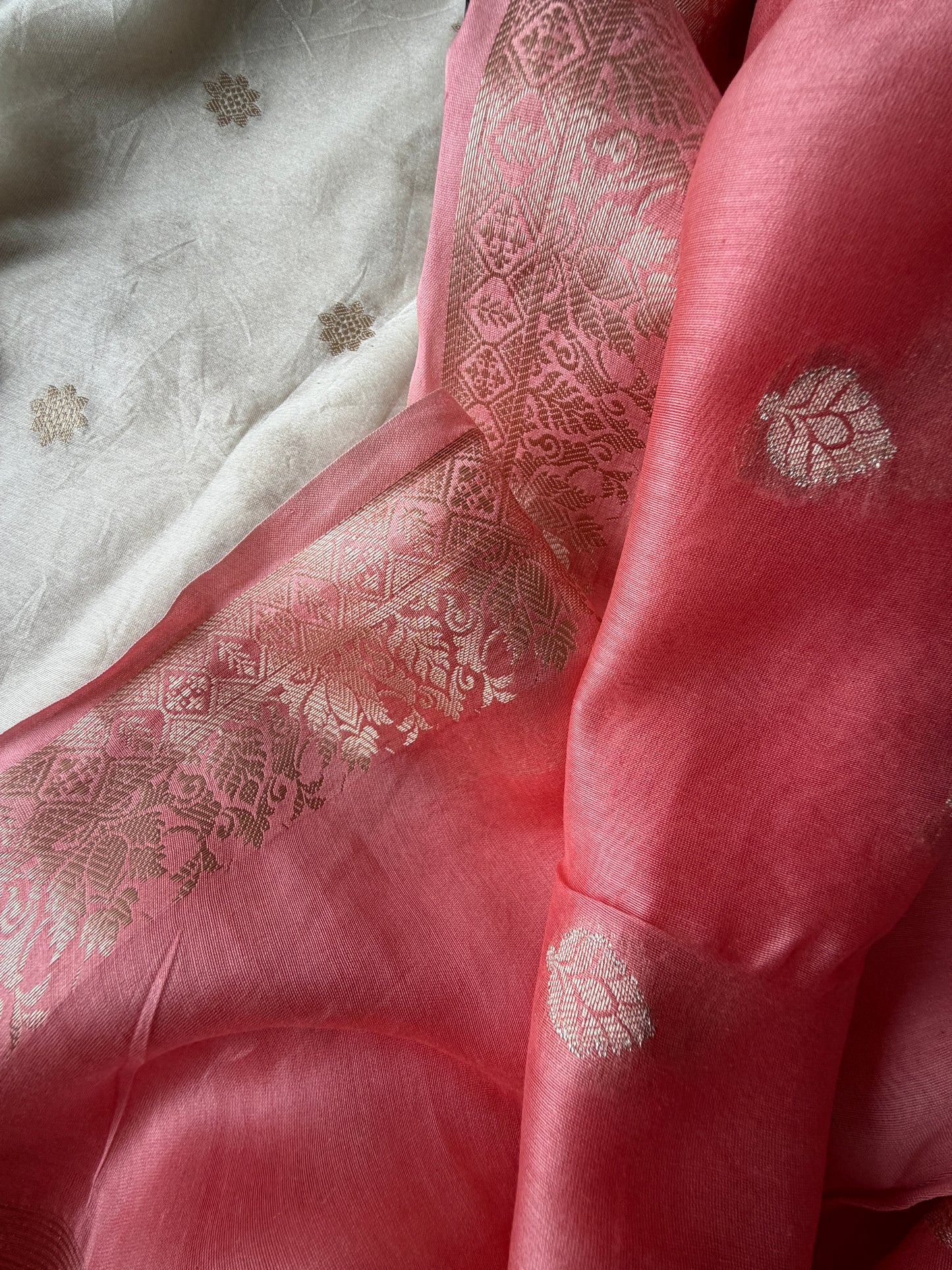 त्योहार् -Banarasi chanderi dupatta kurta