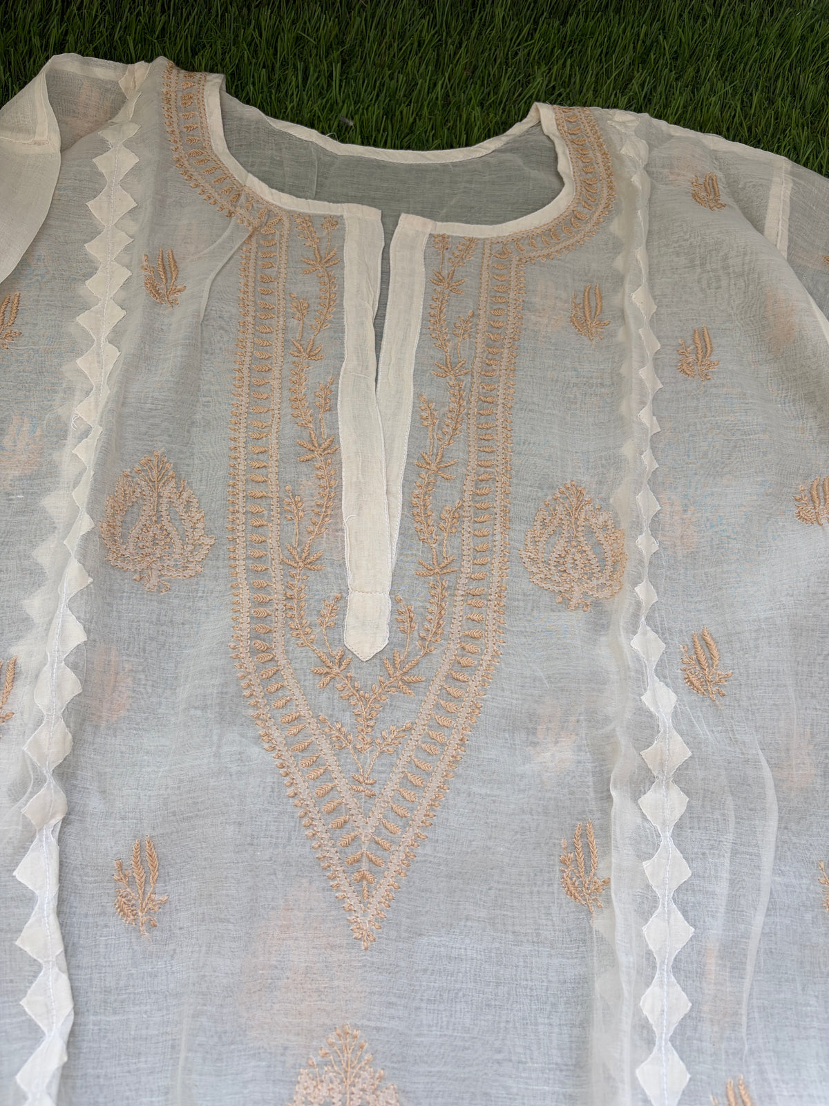Chikankari daraz chanderi Kurta