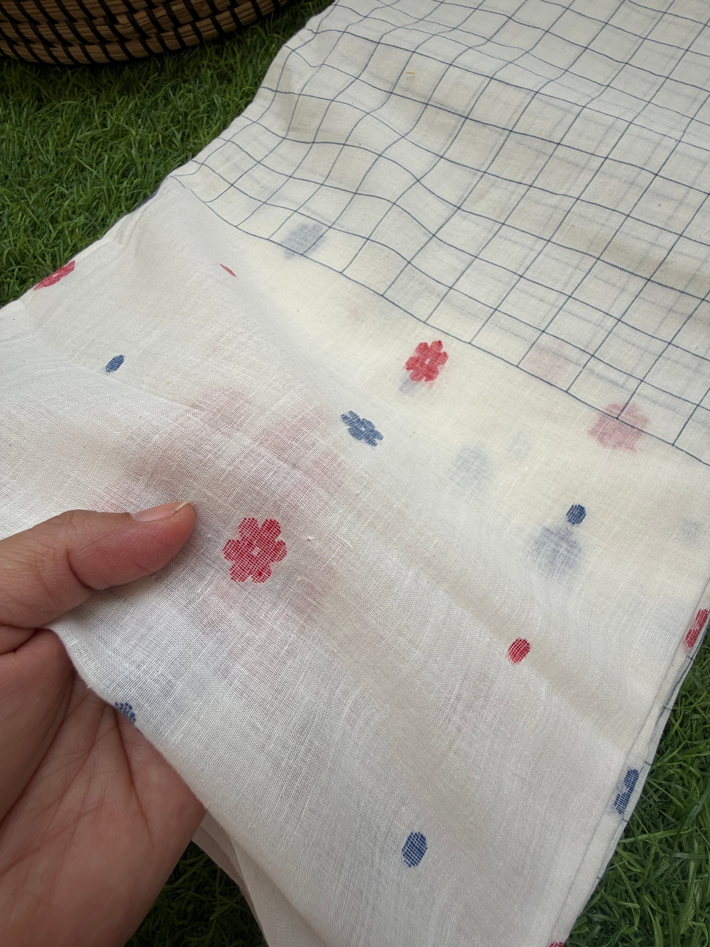 Jaamdani mul fabric