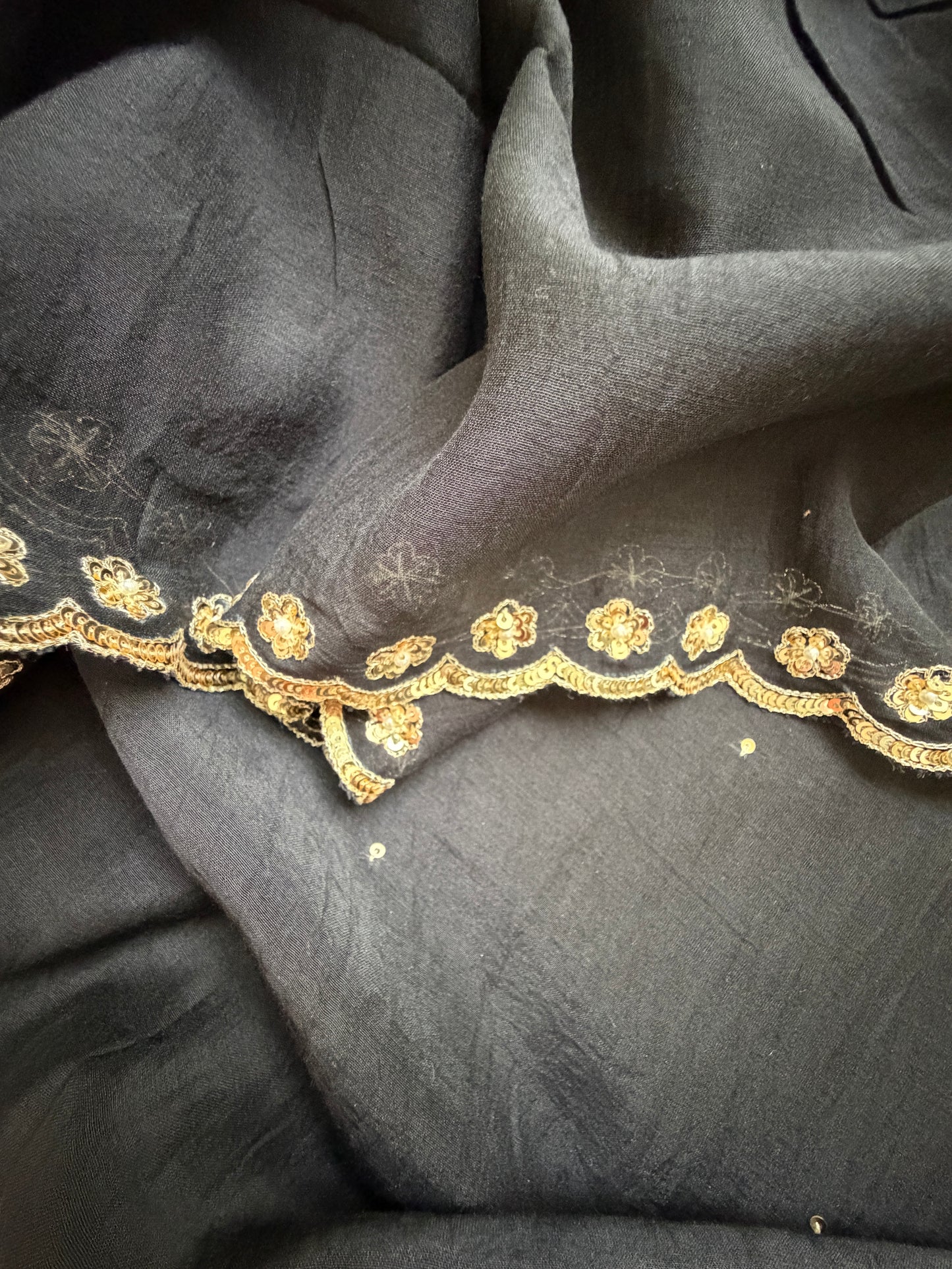 Hand embroidered chanderi kurta dupatta