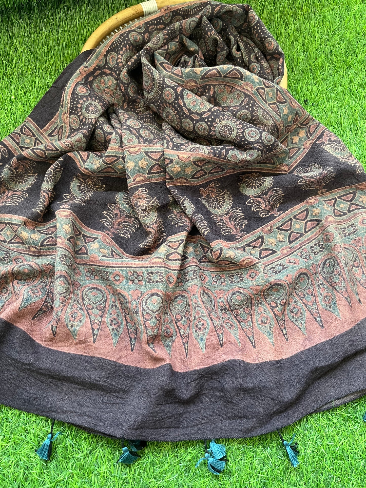 Handwoven ajrakh shawl