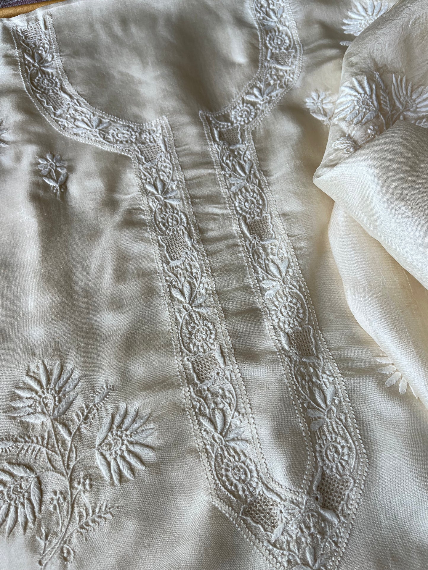 Tussar Silk Chikankari kurta Dupatta