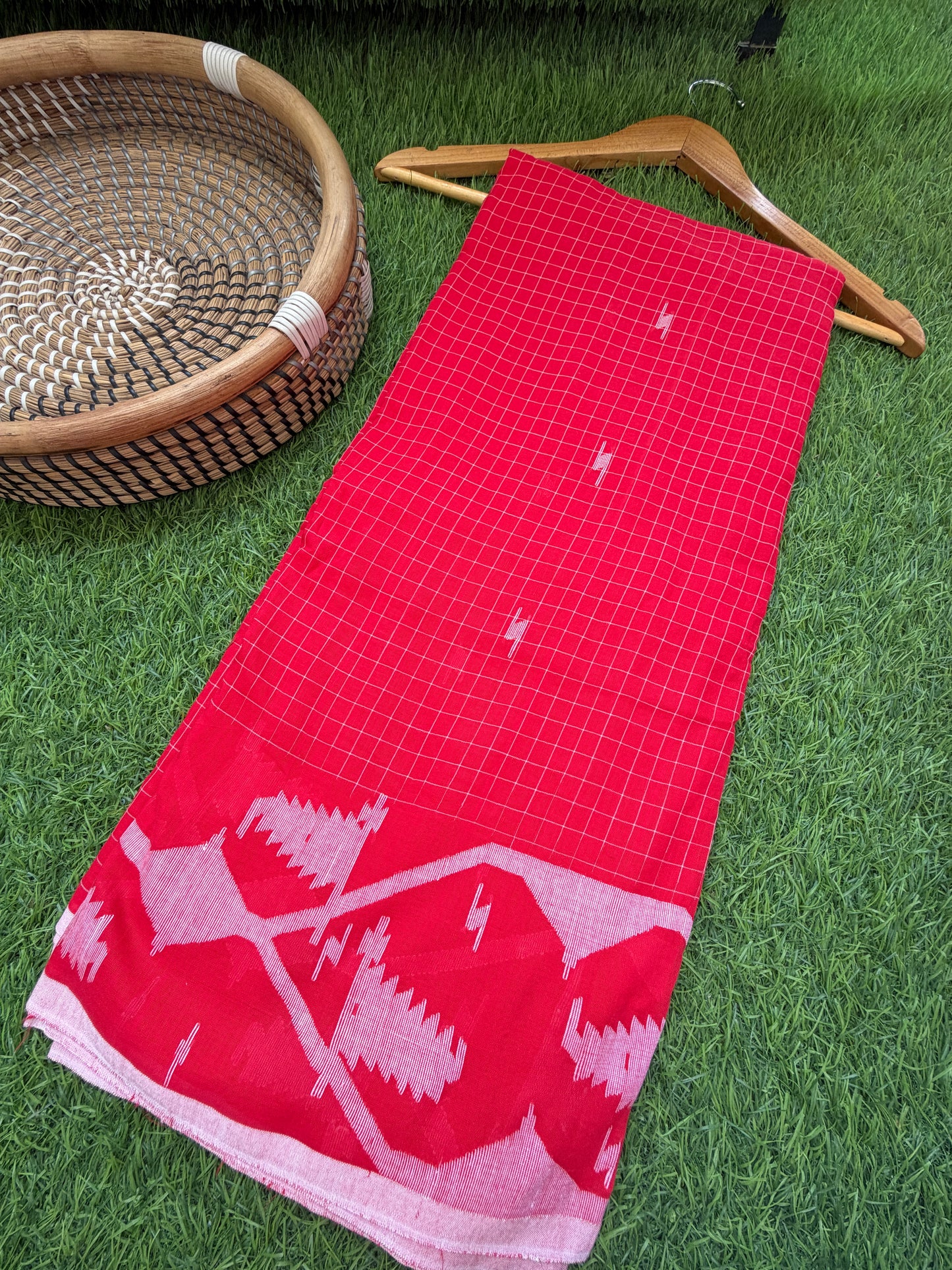 Jaamdani mul fabric
