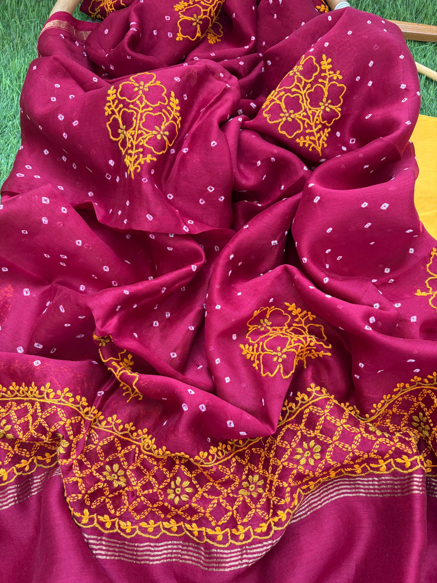 Plain chanderi kurta bottom pure chanderi bandhani chikankari dupatta