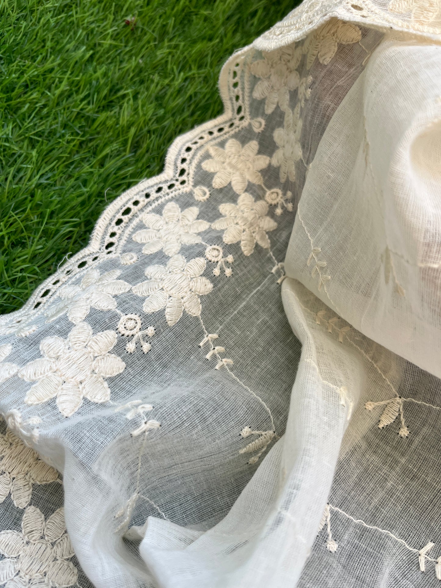 Kurta Bottom scalloped Dupatta