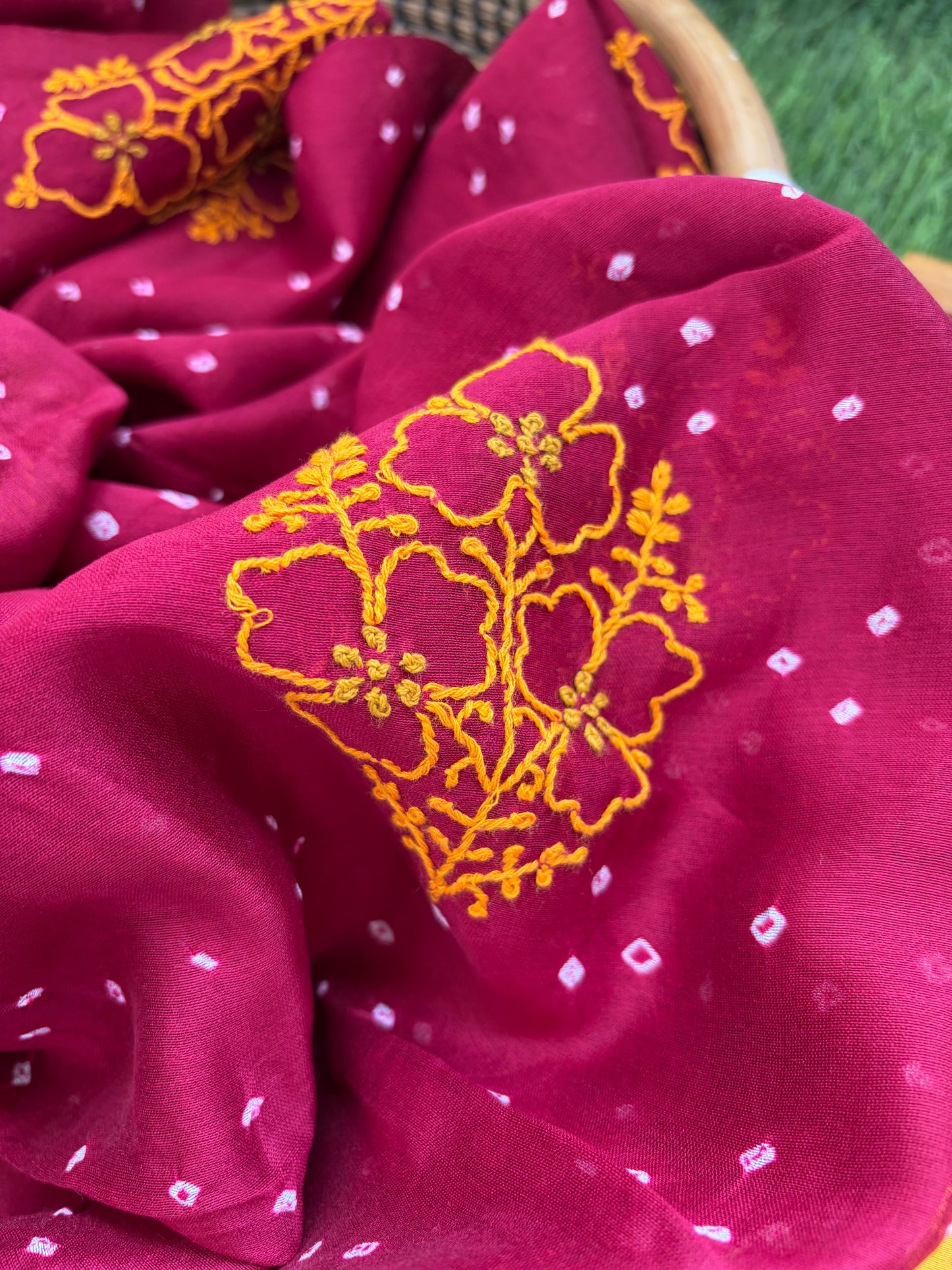 Plain chanderi kurta bottom pure chanderi bandhani chikankari dupatta