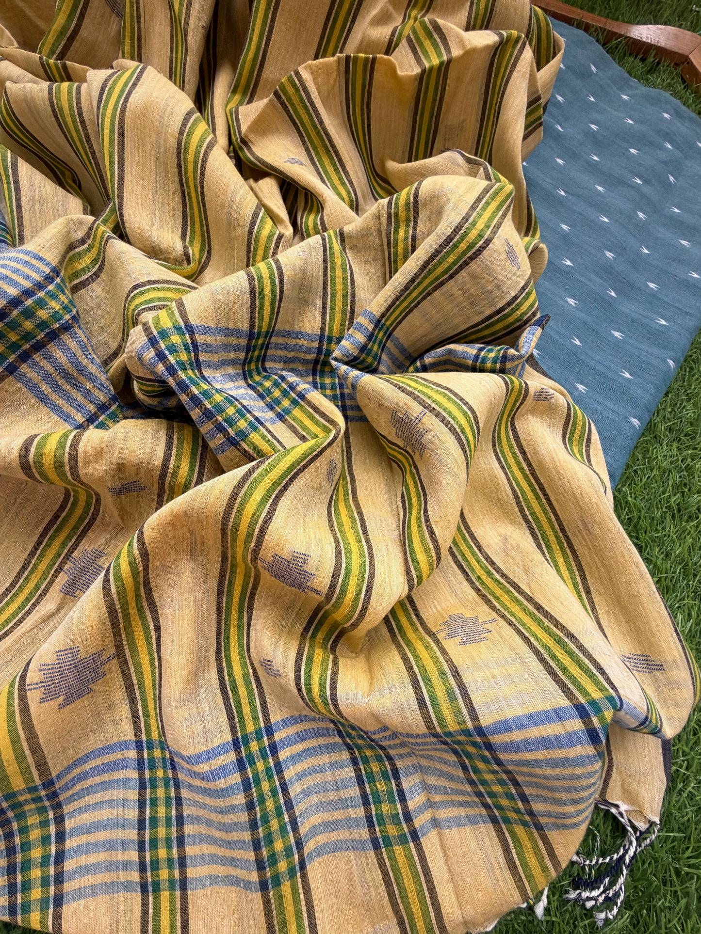Jaamdani Mul dupatta mangalgiri kurta Bottom