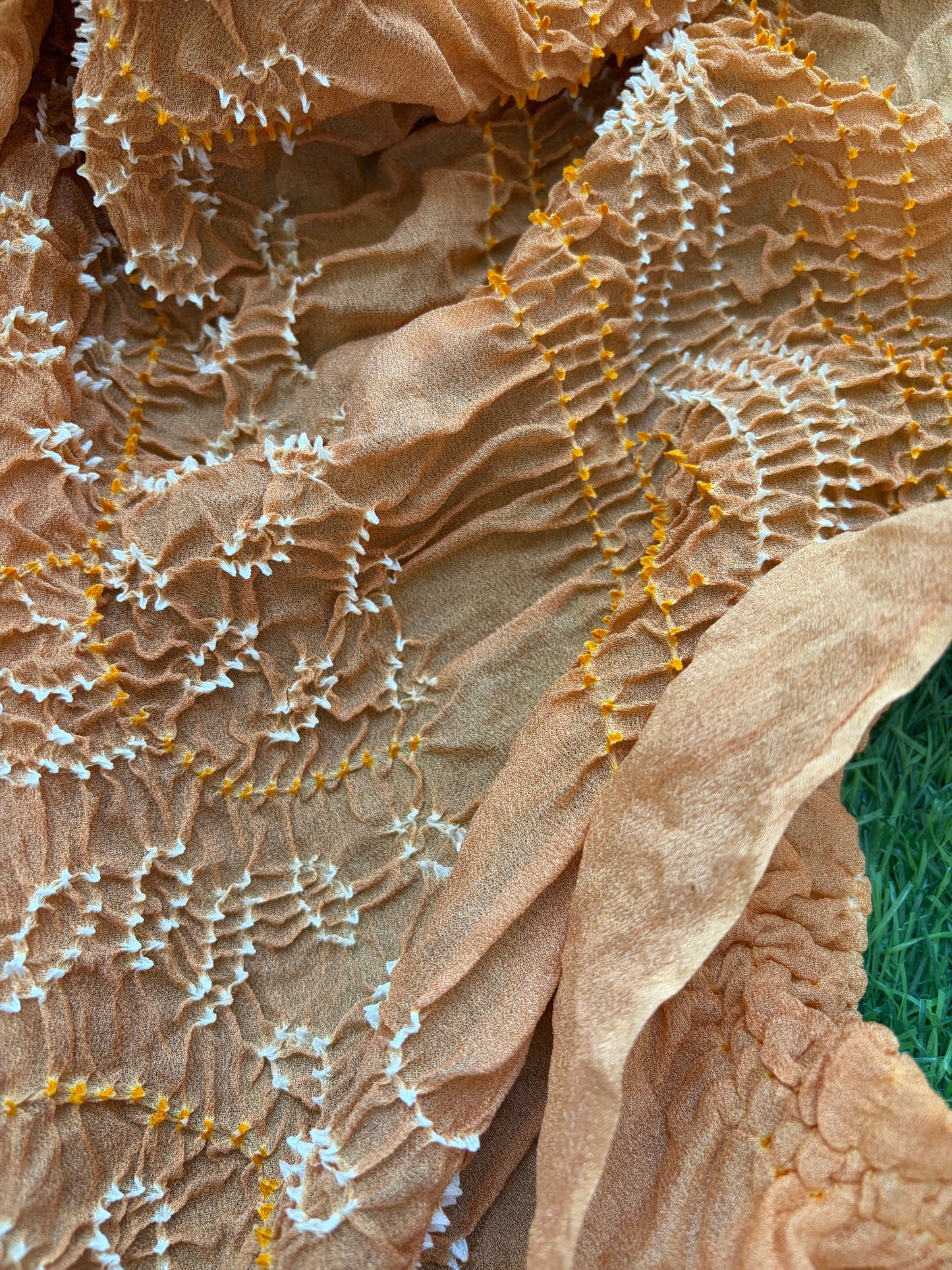 Bandhani chinon Dupatta