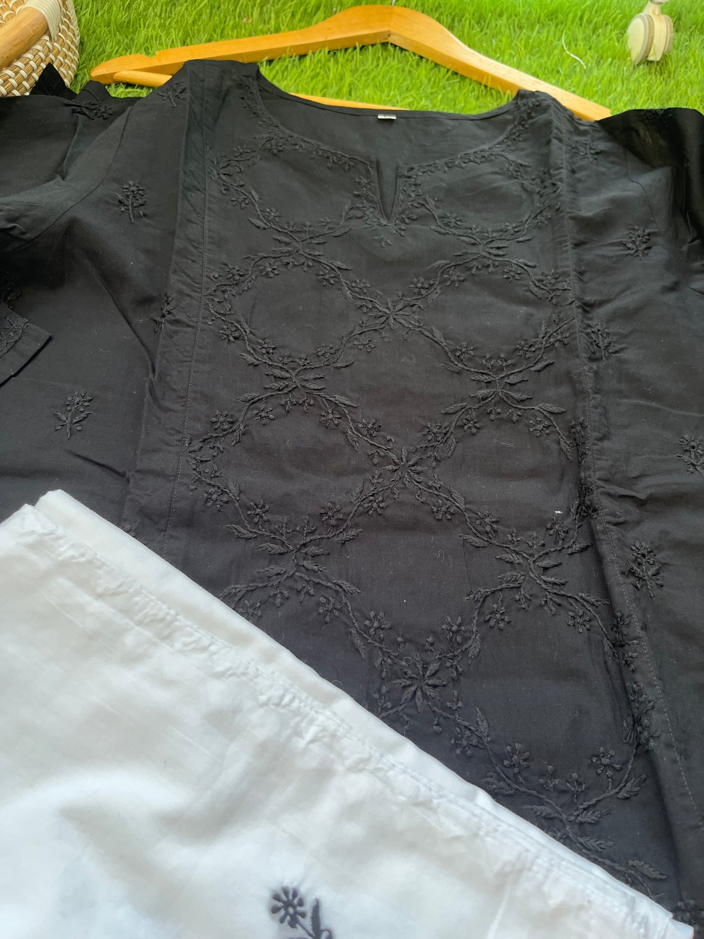 Cotton chikankari kurta dupatta