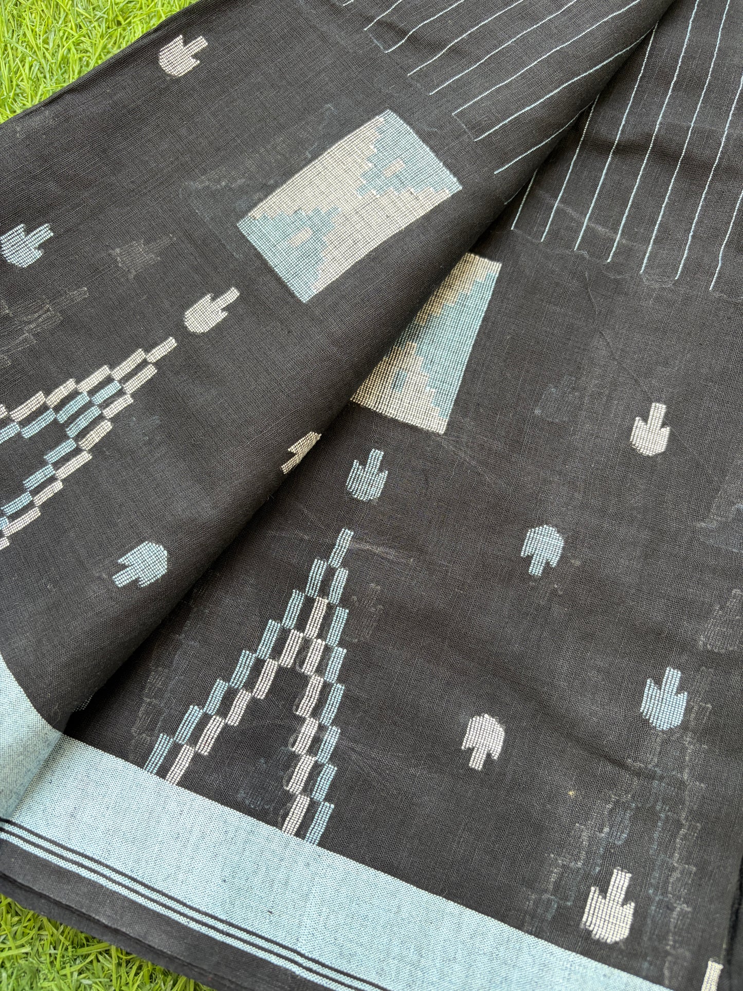 Jaamdani mul fabric