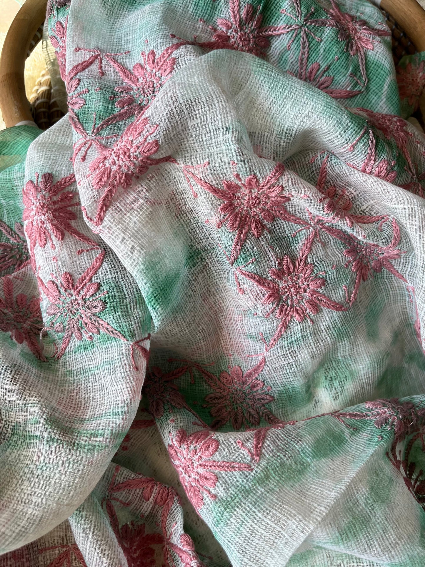 Mangalgiri Cotton kurta bottom chikankari dupatta