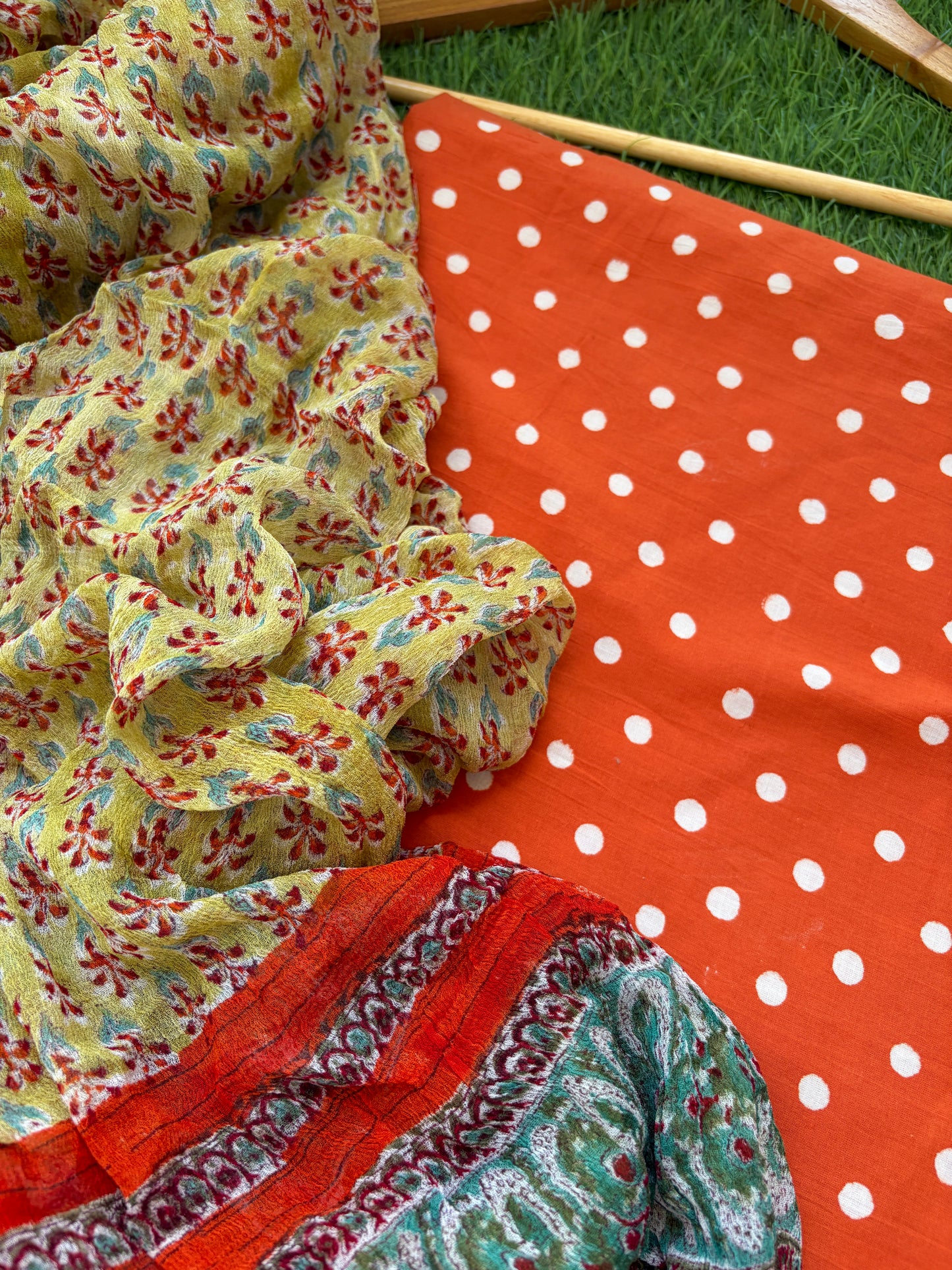 Block print polka kurta fabric chiffon dupatta