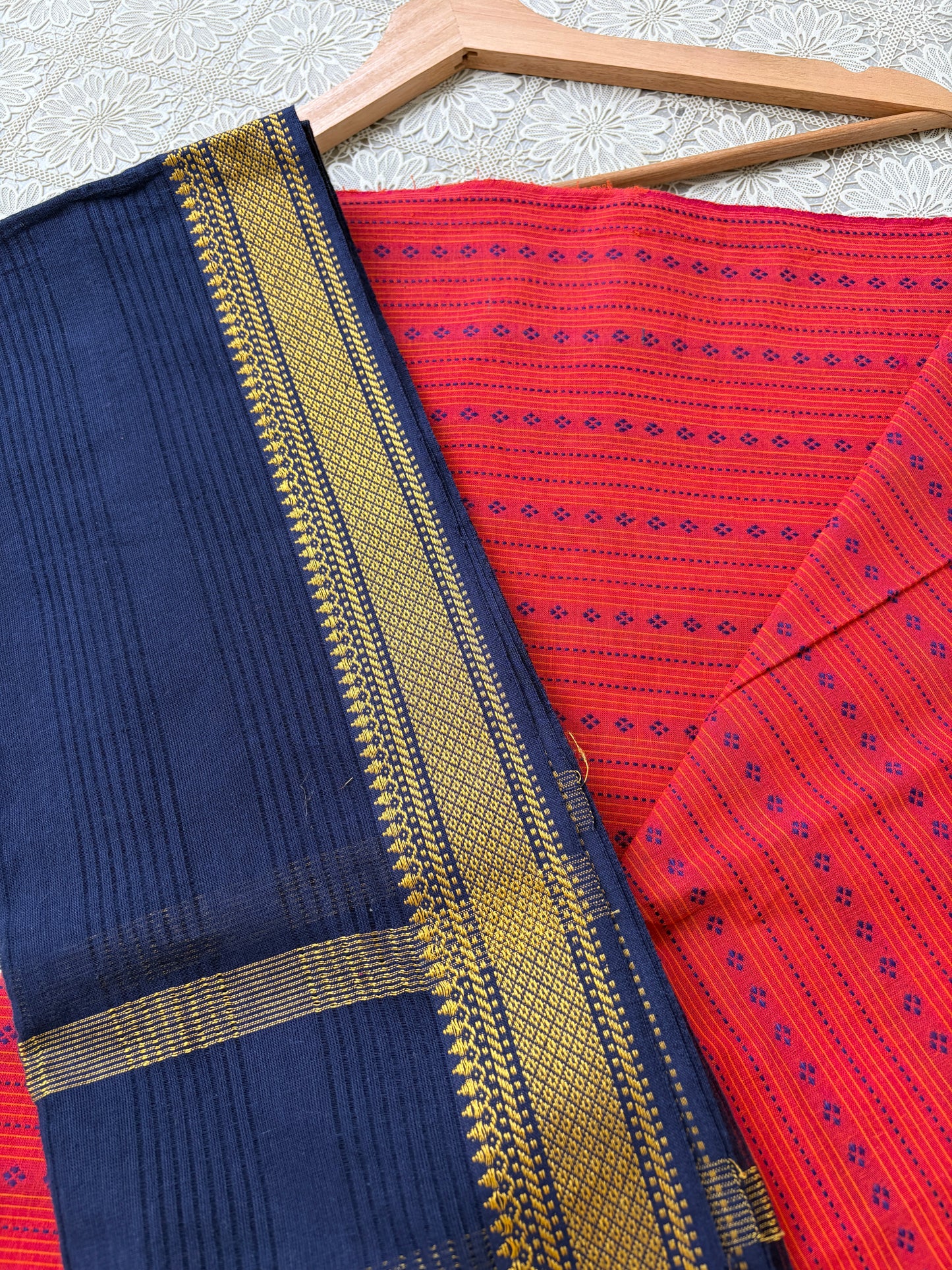 Mangalgiri Cotton 2 pc set - kurta Dupatta
